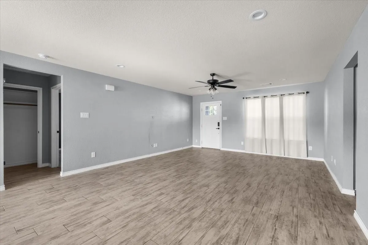 Single Family Residence For Sale in Parker County , 171 Brown Lane, Poolville, Texas 76487, 4 Bedroom, 2 Bathroom, Garage spaces, 1,655 Sqft, built in 2021, mls#21354440, Real Estate Agent in Poolville, Homes For Sale in Parker county, Homes For Sale in Poolville, Realtor in Poolville Texas, Real Estate Brokerage Independent Realty Texas, Luminita Cordes Realtor