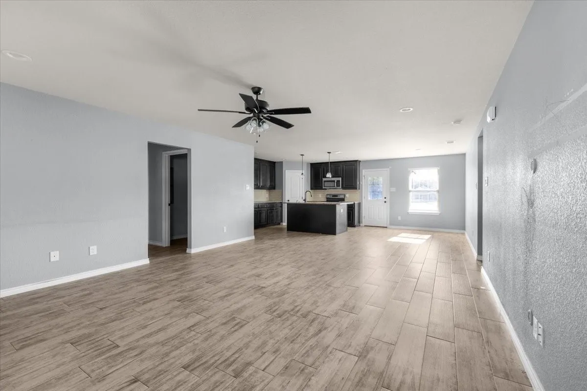 Single Family Residence For Sale in Parker County , 171 Brown Lane, Poolville, Texas 76487, 4 Bedroom, 2 Bathroom, Garage spaces, 1,655 Sqft, built in 2021, mls#21354440, Real Estate Agent in Poolville, Homes For Sale in Parker county, Homes For Sale in Poolville, Realtor in Poolville Texas, Real Estate Brokerage Independent Realty Texas, Luminita Cordes Realtor