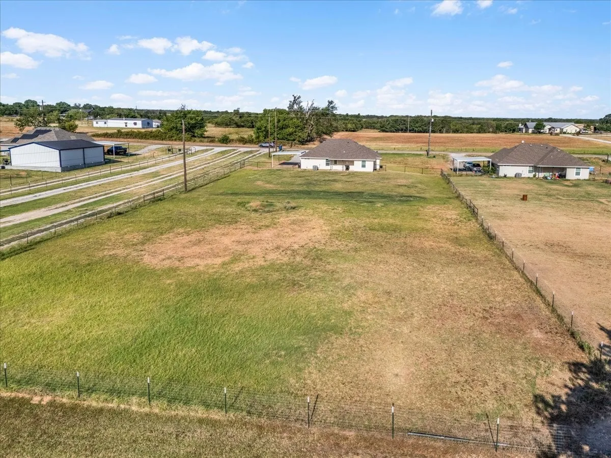 Single Family Residence For Sale in Parker County , 171 Brown Lane, Poolville, Texas 76487, 4 Bedroom, 2 Bathroom, Garage spaces, 1,655 Sqft, built in 2021, mls#21354440, Real Estate Agent in Poolville, Homes For Sale in Parker county, Homes For Sale in Poolville, Realtor in Poolville Texas, Real Estate Brokerage Independent Realty Texas, Luminita Cordes Realtor
