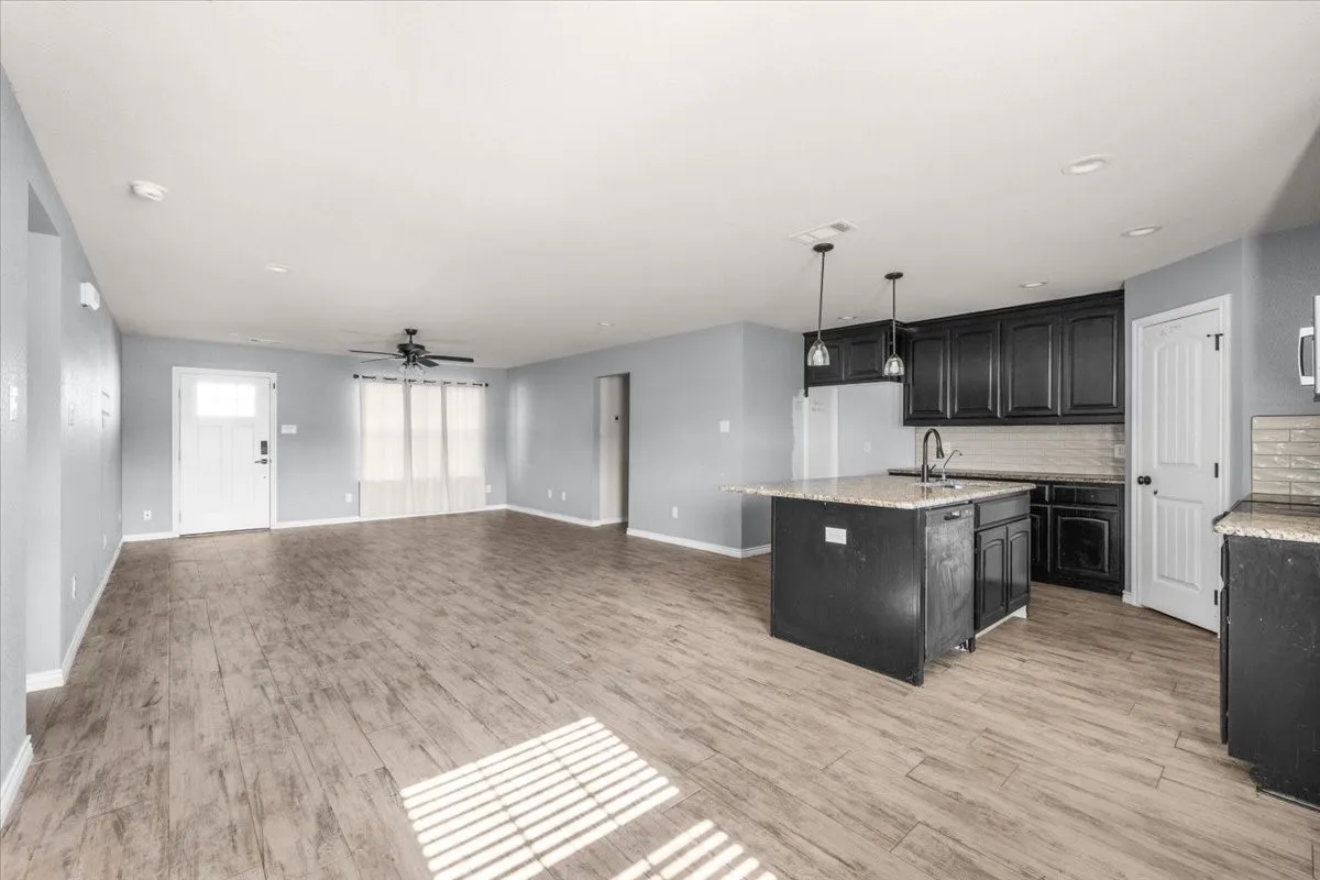 Single Family Residence For Sale in Parker County , 171 Brown Lane, Poolville, Texas 76487, 4 Bedroom, 2 Bathroom, Garage spaces, 1,655 Sqft, built in 2021, mls#21354440, Real Estate Agent in Poolville, Homes For Sale in Parker county, Homes For Sale in Poolville, Realtor in Poolville Texas, Real Estate Brokerage Independent Realty Texas, Luminita Cordes Realtor