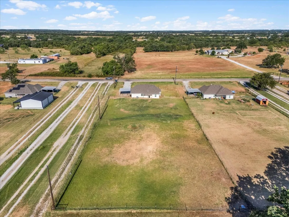 Single Family Residence For Sale in Parker County , 171 Brown Lane, Poolville, Texas 76487, 4 Bedroom, 2 Bathroom, Garage spaces, 1,655 Sqft, built in 2021, mls#21354440, Real Estate Agent in Poolville, Homes For Sale in Parker county, Homes For Sale in Poolville, Realtor in Poolville Texas, Real Estate Brokerage Independent Realty Texas, Luminita Cordes Realtor