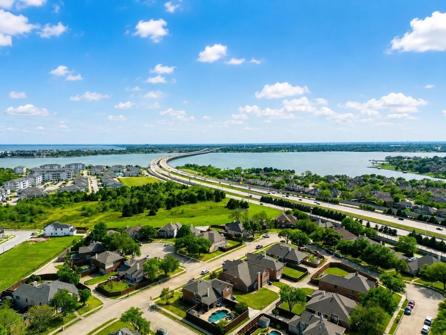 Single Family Residence For Rent in Dallas County , 5106 Petersburg Drive, Rowlett, Texas 75088, 4 Bedroom, 2 Bathroom, 2 Garage spaces, 1,996 Sqft, built in 1999, mls#21359708, Real Estate Agent in Rowlett, Homes For Rent in Dallas county, Homes For Rent in Rowlett, Realtor in Rowlett Texas, Real Estate Brokerage Independent Realty Texas, Luminita Cordes Realtor