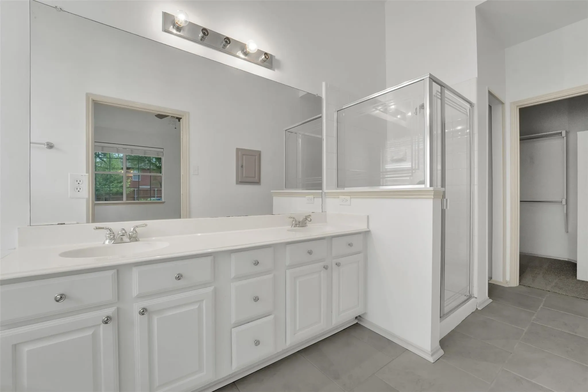 Single Family Residence For Rent in Dallas County , 5106 Petersburg Drive, Rowlett, Texas 75088, 4 Bedroom, 2 Bathroom, 2 Garage spaces, 1,996 Sqft, built in 1999, mls#21359708, Real Estate Agent in Rowlett, Homes For Rent in Dallas county, Homes For Rent in Rowlett, Realtor in Rowlett Texas, Real Estate Brokerage Independent Realty Texas, Luminita Cordes Realtor