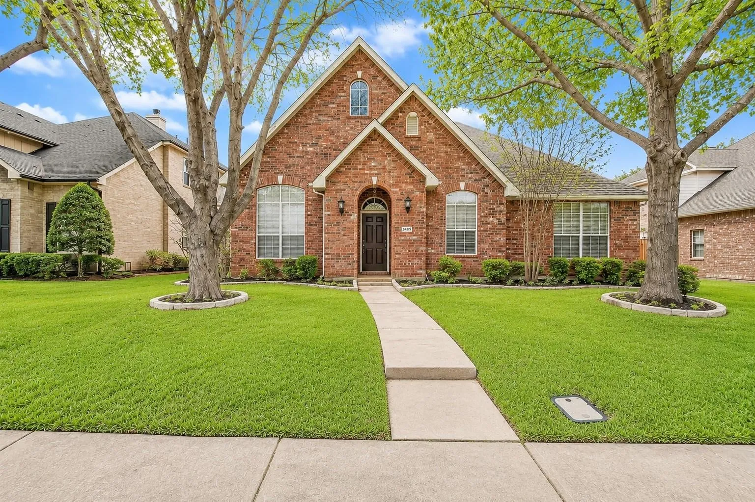 Single Family Residence For Rent in Dallas County , 5106 Petersburg Drive, Rowlett, Texas 75088, 4 Bedroom, 2 Bathroom, 2 Garage spaces, 1,996 Sqft, built in 1999, mls#21359708, Real Estate Agent in Rowlett, Homes For Rent in Dallas county, Homes For Rent in Rowlett, Realtor in Rowlett Texas, Real Estate Brokerage Independent Realty Texas, Luminita Cordes Realtor