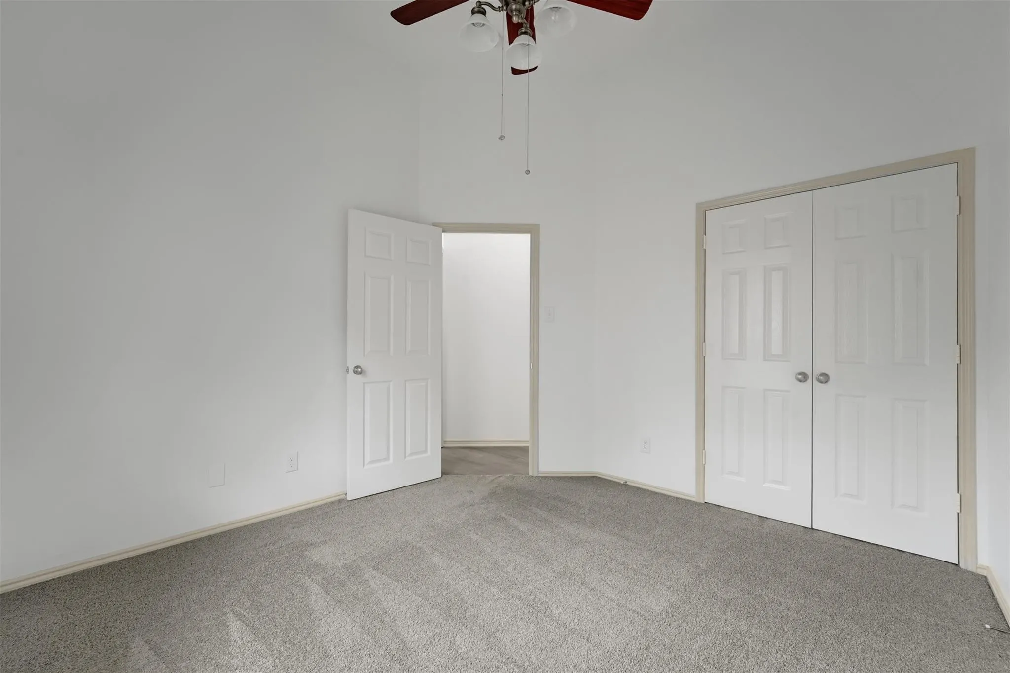 Single Family Residence For Rent in Dallas County , 5106 Petersburg Drive, Rowlett, Texas 75088, 4 Bedroom, 2 Bathroom, 2 Garage spaces, 1,996 Sqft, built in 1999, mls#21359708, Real Estate Agent in Rowlett, Homes For Rent in Dallas county, Homes For Rent in Rowlett, Realtor in Rowlett Texas, Real Estate Brokerage Independent Realty Texas, Luminita Cordes Realtor