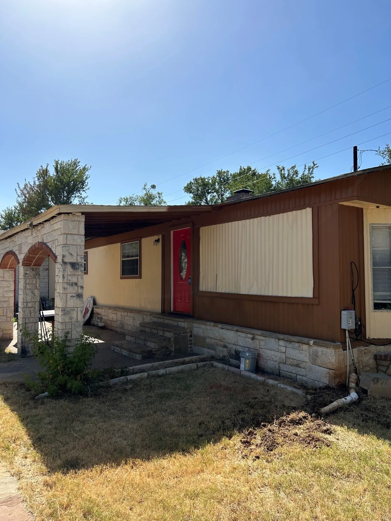 Mobile Home For Sale in Hood County , 3006 Mesquite Drive, Granbury, Texas 76048, 3 Bedroom, 2 Bathroom, Garage spaces, 1,088 Sqft, built in 1983, mls#21358717, Real Estate Agent in Granbury, Homes For Sale in Hood county, Homes For Sale in Granbury, Realtor in Granbury Texas, Real Estate Brokerage Independent Realty Texas, Luminita Cordes Realtor