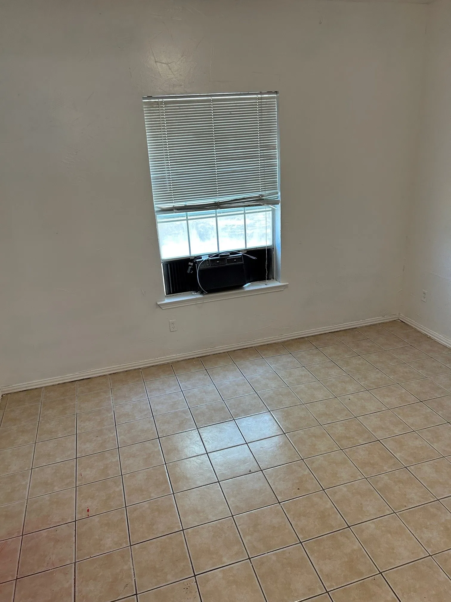extra room 15x15
