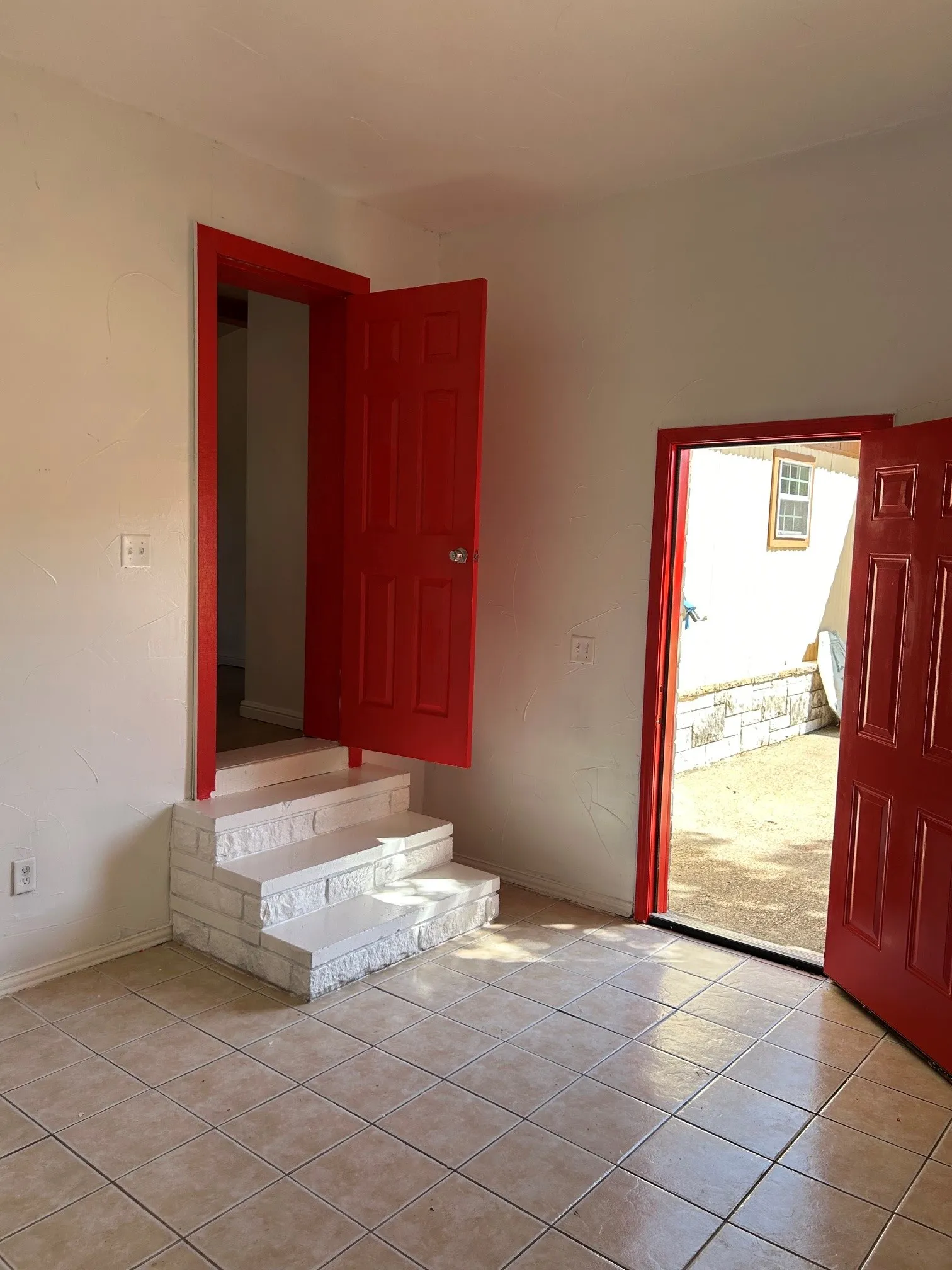 Mobile Home For Sale in Hood County , 3006 Mesquite Drive, Granbury, Texas 76048, 3 Bedroom, 2 Bathroom, Garage spaces, 1,088 Sqft, built in 1983, mls#21358717, Real Estate Agent in Granbury, Homes For Sale in Hood county, Homes For Sale in Granbury, Realtor in Granbury Texas, Real Estate Brokerage Independent Realty Texas, Luminita Cordes Realtor