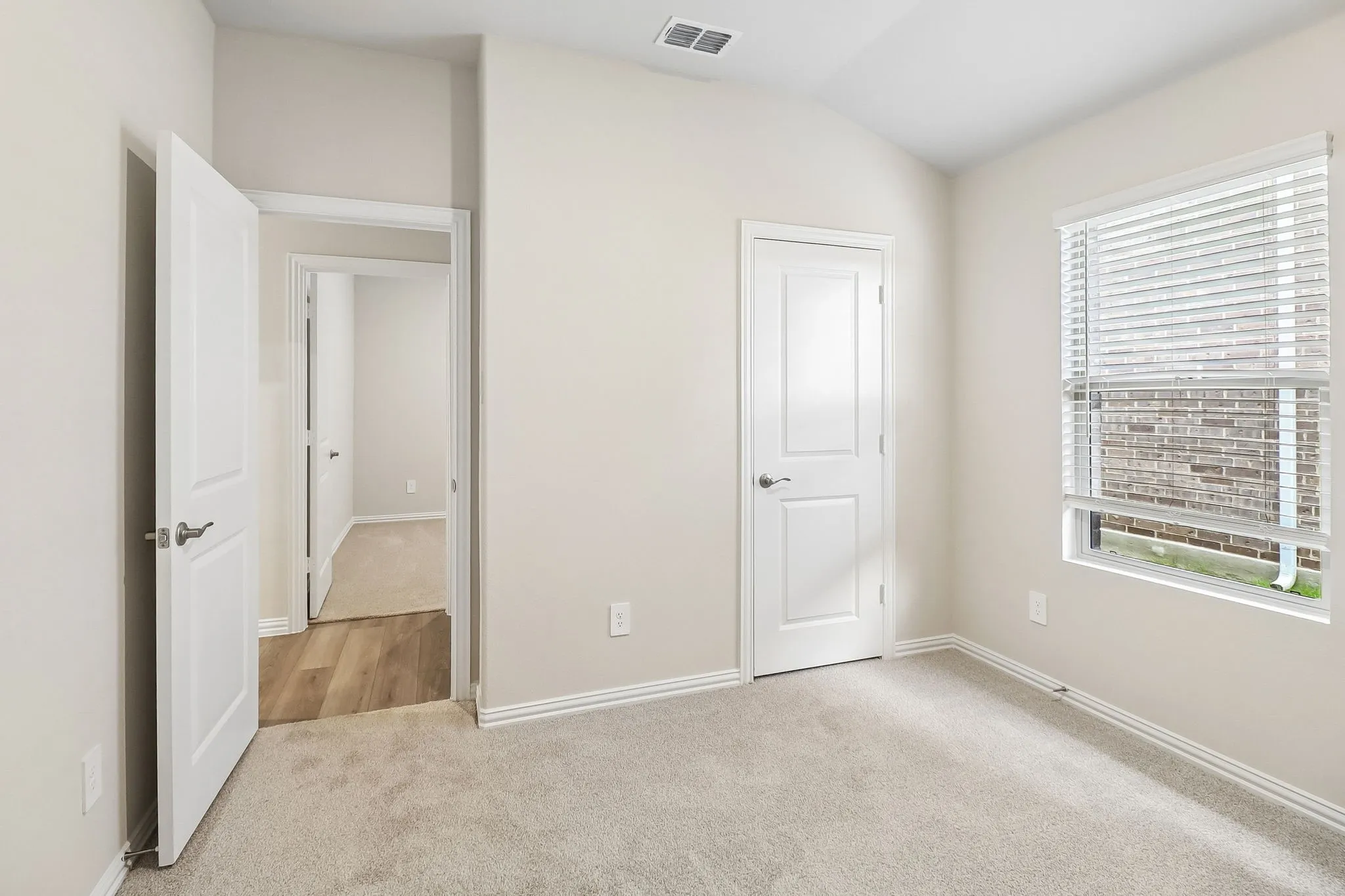 Photo is not of the actual home, but is an inspirational photo of builder’s model home and may depict options, furnishings, and/or decorator features that are not included.
