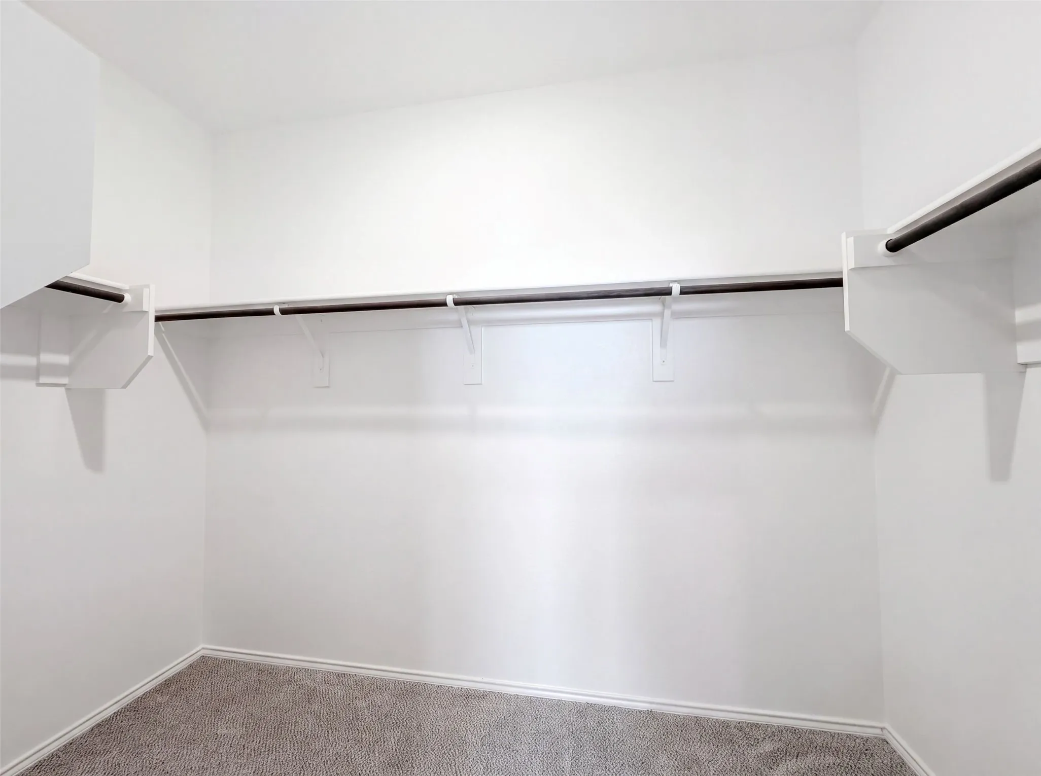 Single Family Residence For Sale in Tarrant County , 5904 Saddle Pack Drive, Fort Worth, Texas 76123, 4 Bedroom, 3 Bathroom, 2 Garage spaces, 2,901 Sqft, built in 2020, mls#21357396, Real Estate Agent in Fort Worth, Homes For Sale in Tarrant county, Homes For Sale in Fort Worth, Realtor in Fort Worth Texas, Real Estate Brokerage Independent Realty Texas, Luminita Cordes Realtor