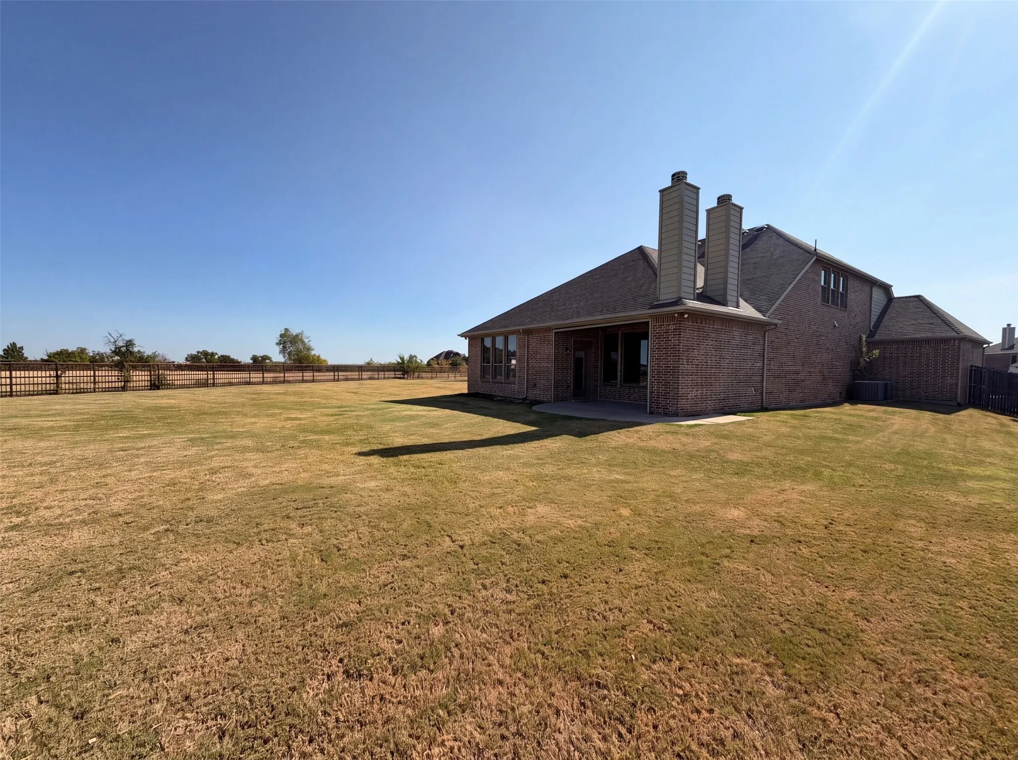 Single Family Residence For Sale in Denton County , 15133 Seventeen Lakes Boulevard, Fort Worth, Texas 76262, 4 Bedroom, 3 Bathroom, 3 Garage spaces, 3,406 Sqft, built in 2015, mls#21357933, Real Estate Agent in Fort Worth, Homes For Sale in Denton county, Homes For Sale in Fort Worth, Realtor in Fort Worth Texas, Real Estate Brokerage Independent Realty Texas, Luminita Cordes Realtor