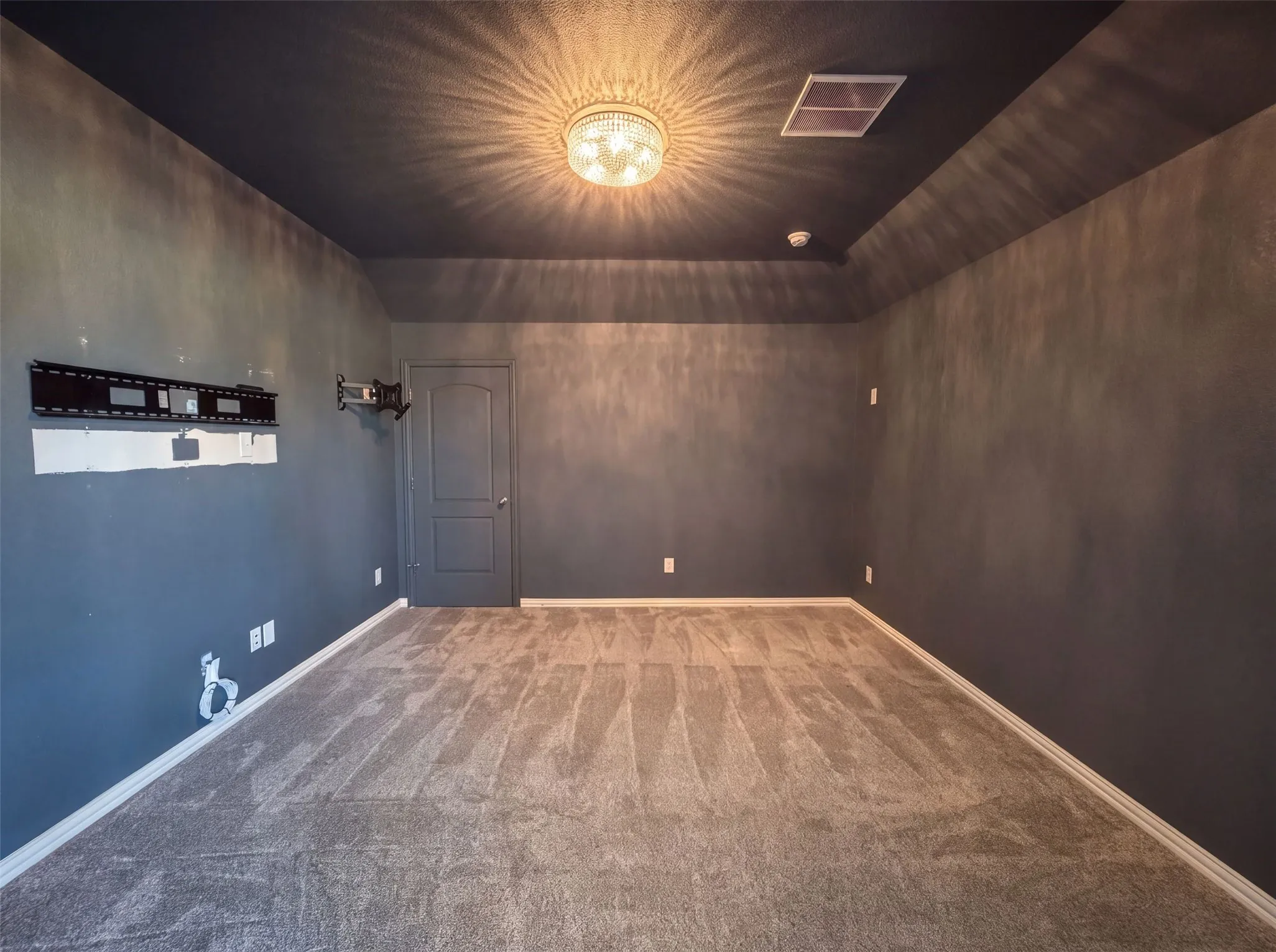 Single Family Residence For Sale in Denton County , 15133 Seventeen Lakes Boulevard, Fort Worth, Texas 76262, 4 Bedroom, 3 Bathroom, 3 Garage spaces, 3,406 Sqft, built in 2015, mls#21357933, Real Estate Agent in Fort Worth, Homes For Sale in Denton county, Homes For Sale in Fort Worth, Realtor in Fort Worth Texas, Real Estate Brokerage Independent Realty Texas, Luminita Cordes Realtor