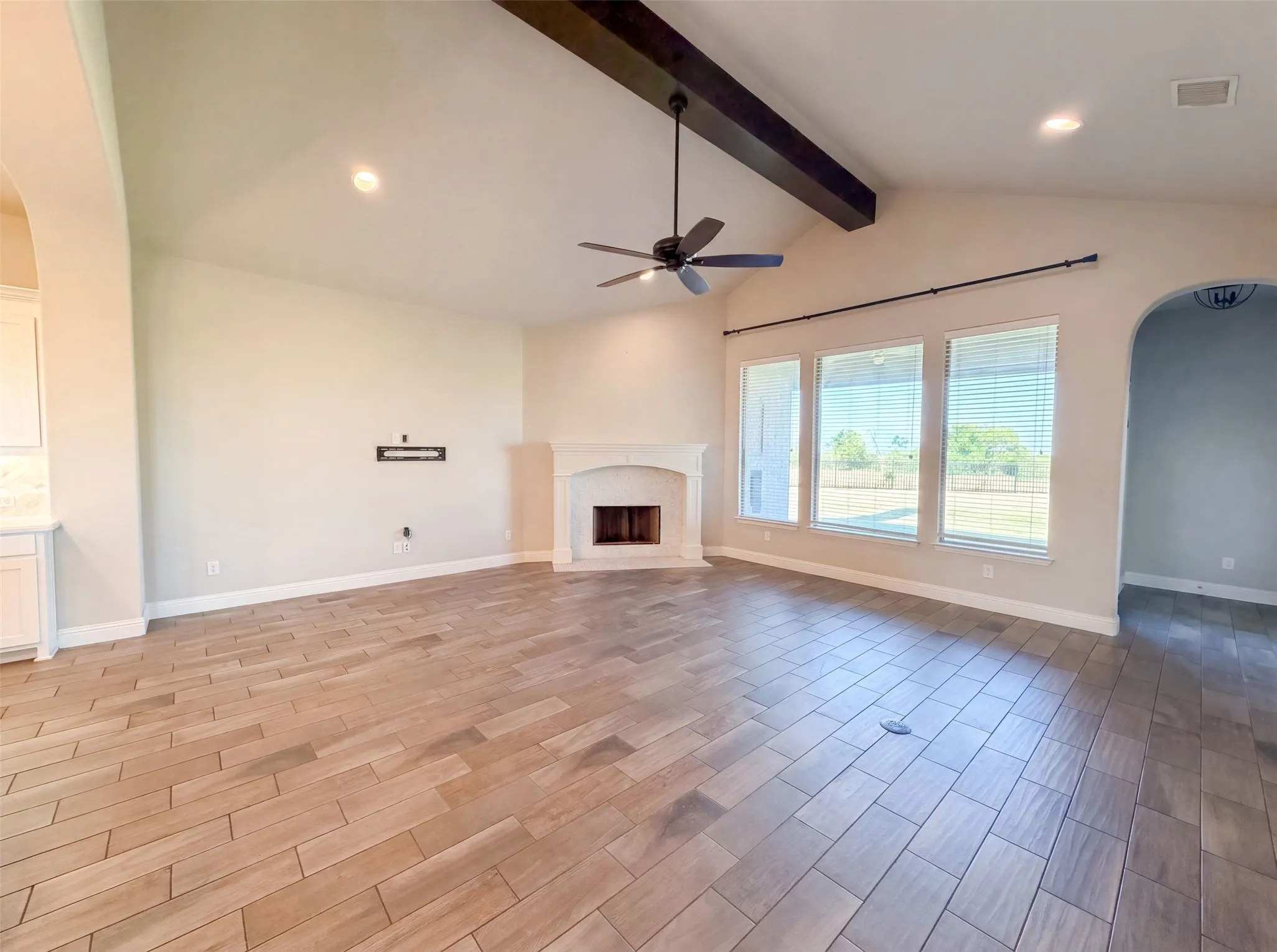 Single Family Residence For Sale in Denton County , 15133 Seventeen Lakes Boulevard, Fort Worth, Texas 76262, 4 Bedroom, 3 Bathroom, 3 Garage spaces, 3,406 Sqft, built in 2015, mls#21357933, Real Estate Agent in Fort Worth, Homes For Sale in Denton county, Homes For Sale in Fort Worth, Realtor in Fort Worth Texas, Real Estate Brokerage Independent Realty Texas, Luminita Cordes Realtor