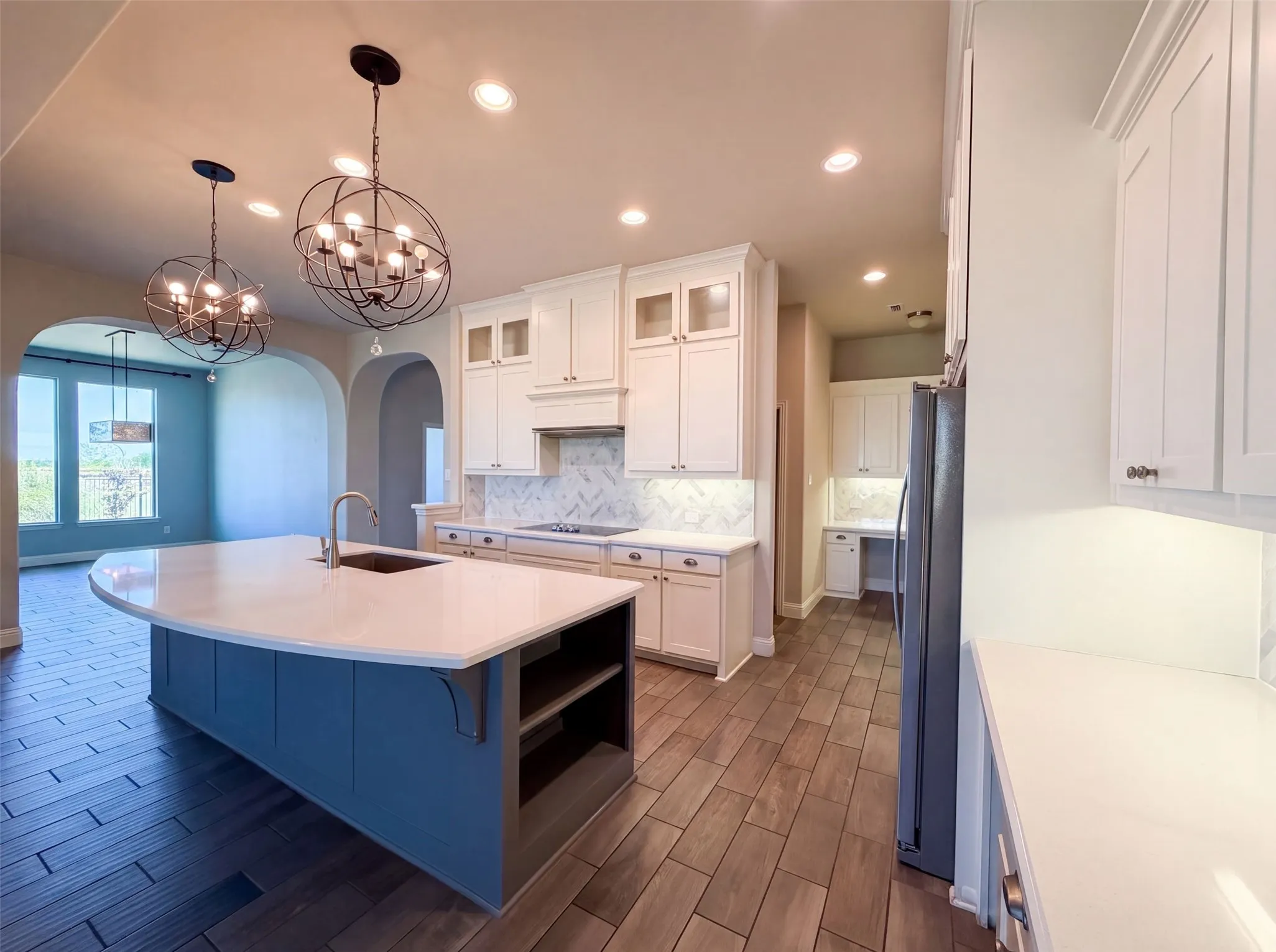 Single Family Residence For Sale in Denton County , 15133 Seventeen Lakes Boulevard, Fort Worth, Texas 76262, 4 Bedroom, 3 Bathroom, 3 Garage spaces, 3,406 Sqft, built in 2015, mls#21357933, Real Estate Agent in Fort Worth, Homes For Sale in Denton county, Homes For Sale in Fort Worth, Realtor in Fort Worth Texas, Real Estate Brokerage Independent Realty Texas, Luminita Cordes Realtor