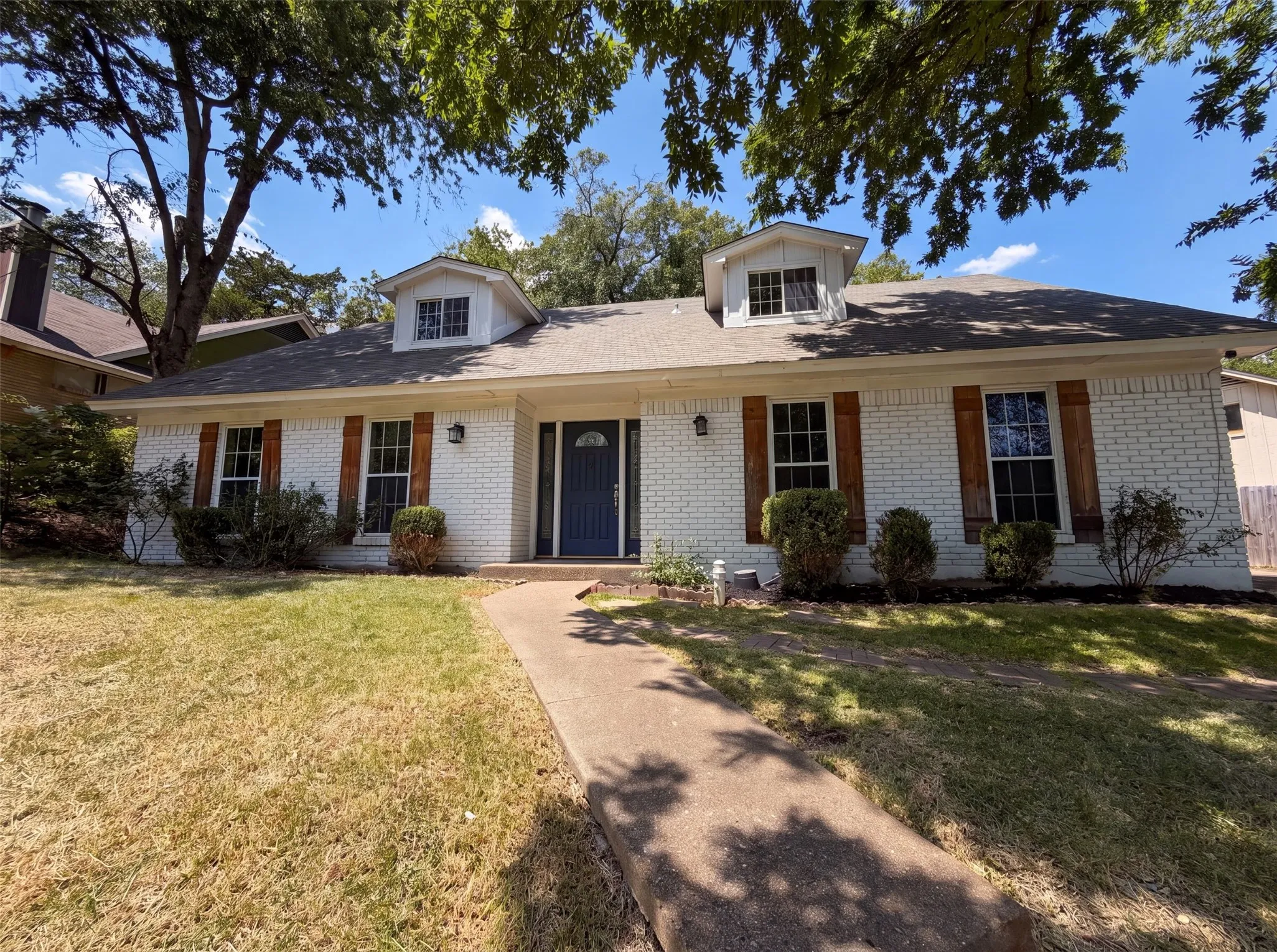 Single Family Residence For Sale in Dallas County , 3969 Lost Creek Drive, Dallas, Texas 75224, 4 Bedroom, 2 Bathroom, 2 Garage spaces, 1,845 Sqft, built in 1958, mls#21356632, Real Estate Agent in Dallas, Homes For Sale in Dallas county, Homes For Sale in Dallas, Realtor in Dallas Texas, Real Estate Brokerage Independent Realty Texas, Luminita Cordes Realtor