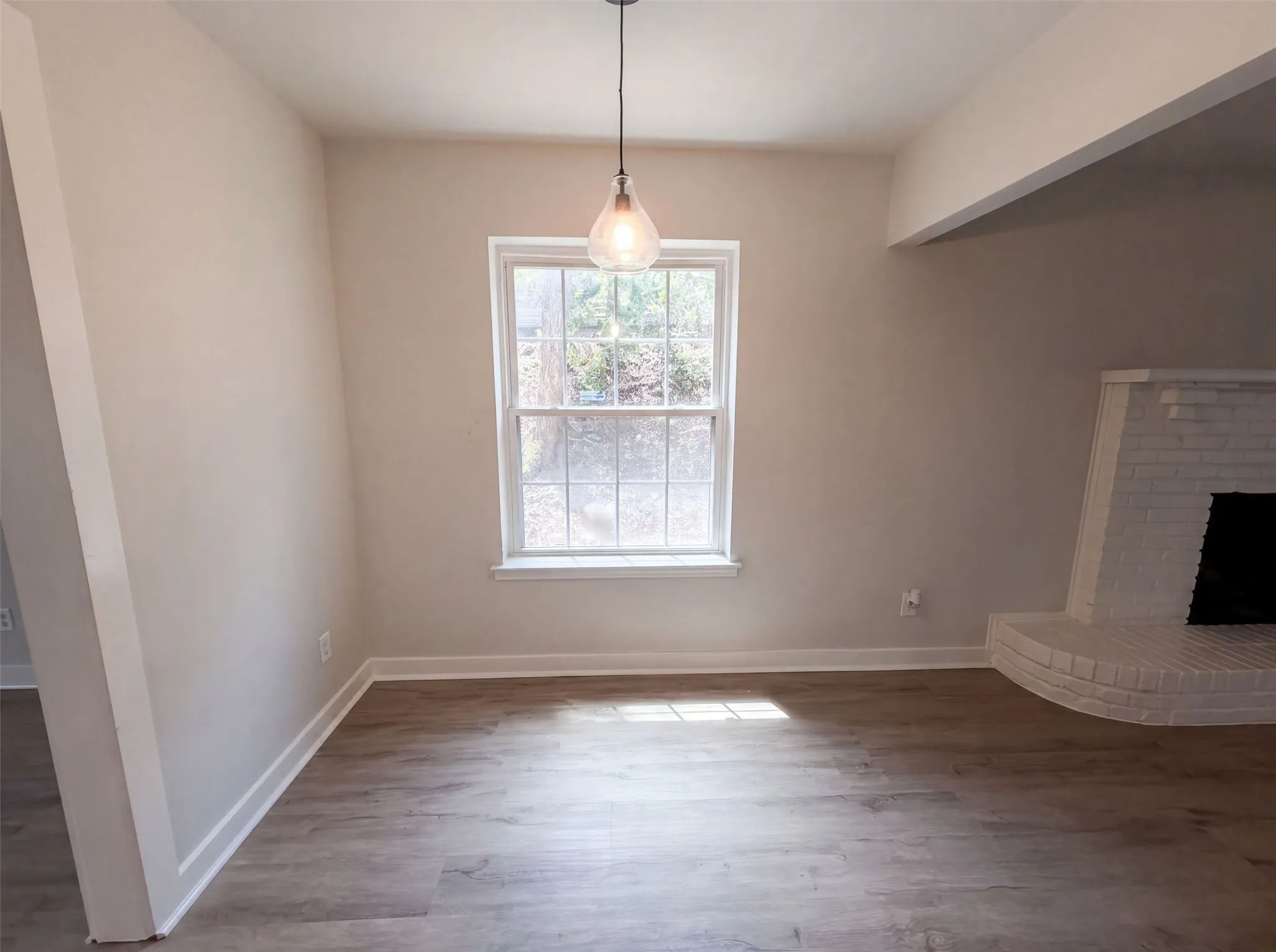 Single Family Residence For Sale in Dallas County , 3969 Lost Creek Drive, Dallas, Texas 75224, 4 Bedroom, 2 Bathroom, 2 Garage spaces, 1,845 Sqft, built in 1958, mls#21356632, Real Estate Agent in Dallas, Homes For Sale in Dallas county, Homes For Sale in Dallas, Realtor in Dallas Texas, Real Estate Brokerage Independent Realty Texas, Luminita Cordes Realtor