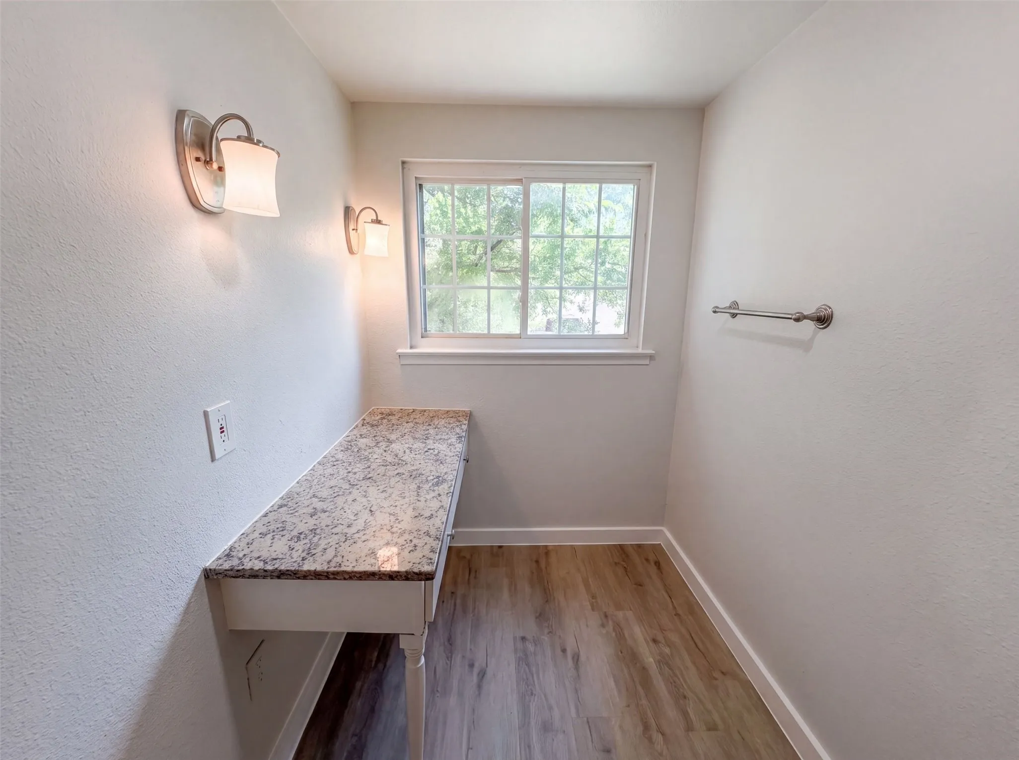 Single Family Residence For Sale in Dallas County , 3969 Lost Creek Drive, Dallas, Texas 75224, 4 Bedroom, 2 Bathroom, 2 Garage spaces, 1,845 Sqft, built in 1958, mls#21356632, Real Estate Agent in Dallas, Homes For Sale in Dallas county, Homes For Sale in Dallas, Realtor in Dallas Texas, Real Estate Brokerage Independent Realty Texas, Luminita Cordes Realtor
