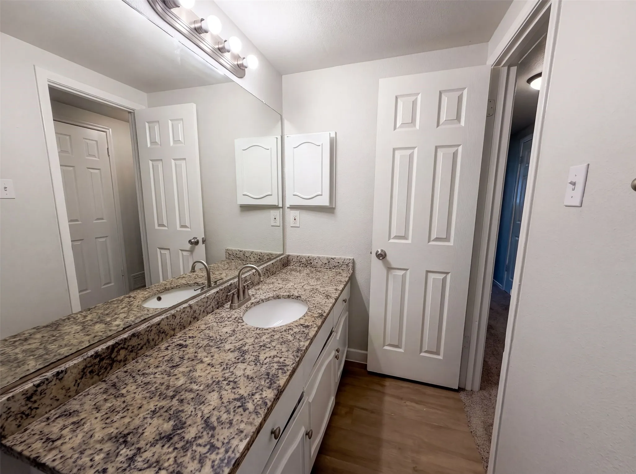 Single Family Residence For Sale in Dallas County , 3969 Lost Creek Drive, Dallas, Texas 75224, 4 Bedroom, 2 Bathroom, 2 Garage spaces, 1,845 Sqft, built in 1958, mls#21356632, Real Estate Agent in Dallas, Homes For Sale in Dallas county, Homes For Sale in Dallas, Realtor in Dallas Texas, Real Estate Brokerage Independent Realty Texas, Luminita Cordes Realtor