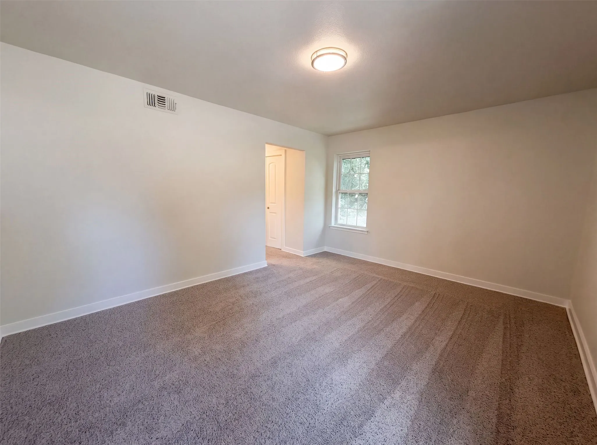 Single Family Residence For Sale in Dallas County , 3969 Lost Creek Drive, Dallas, Texas 75224, 4 Bedroom, 2 Bathroom, 2 Garage spaces, 1,845 Sqft, built in 1958, mls#21356632, Real Estate Agent in Dallas, Homes For Sale in Dallas county, Homes For Sale in Dallas, Realtor in Dallas Texas, Real Estate Brokerage Independent Realty Texas, Luminita Cordes Realtor