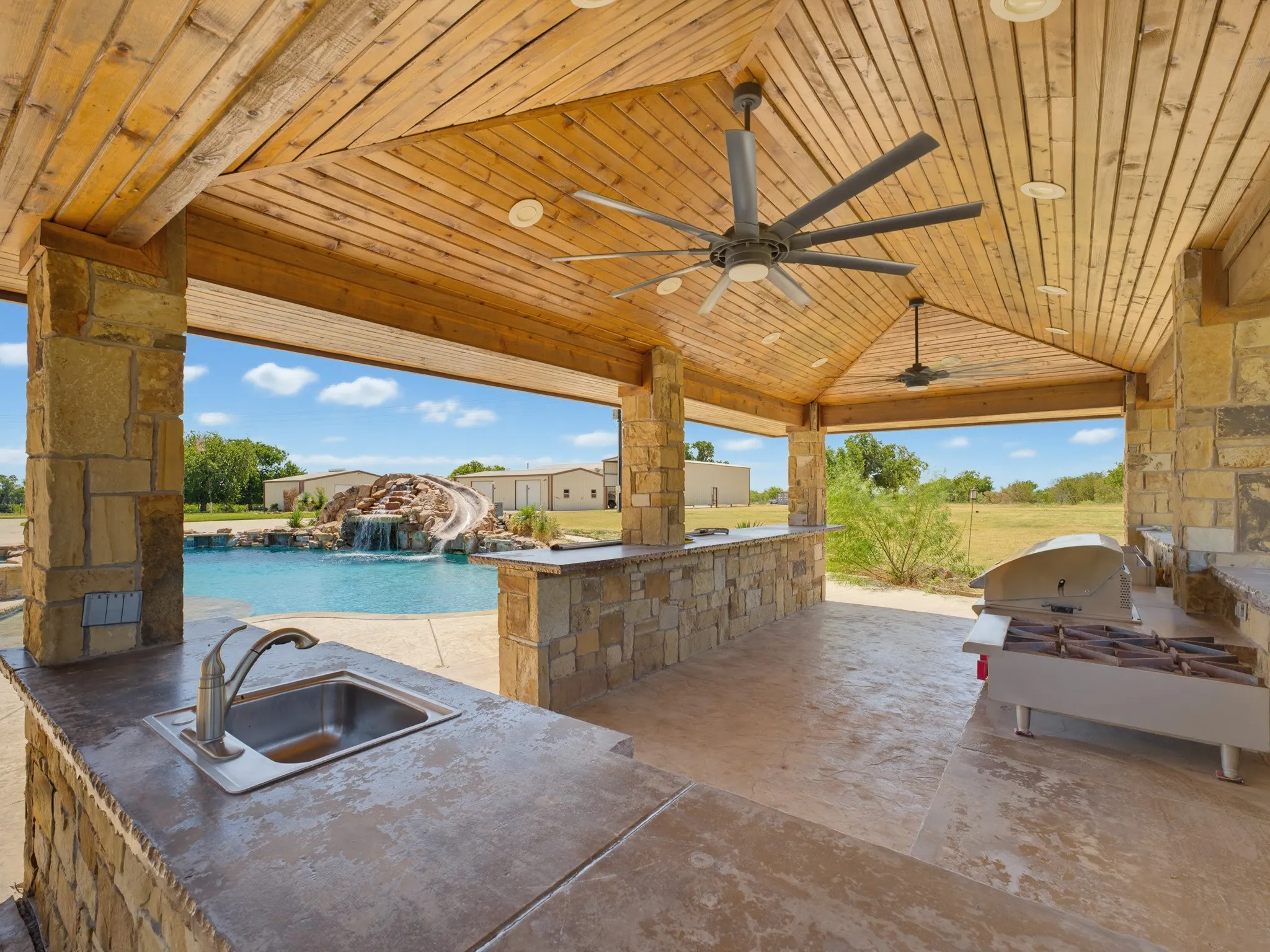 Single Family Residence For Sale in Wise County , 189 Hlavek Road, Decatur, Texas 76234, 6 Bedroom, 6 Bathroom, 10 Garage spaces, 8,074 Sqft, built in 2007, mls#21359680, Real Estate Agent in Decatur, Homes For Sale in Wise county, Homes For Sale in Decatur, Realtor in Decatur Texas, Real Estate Brokerage Independent Realty Texas, Luminita Cordes Realtor