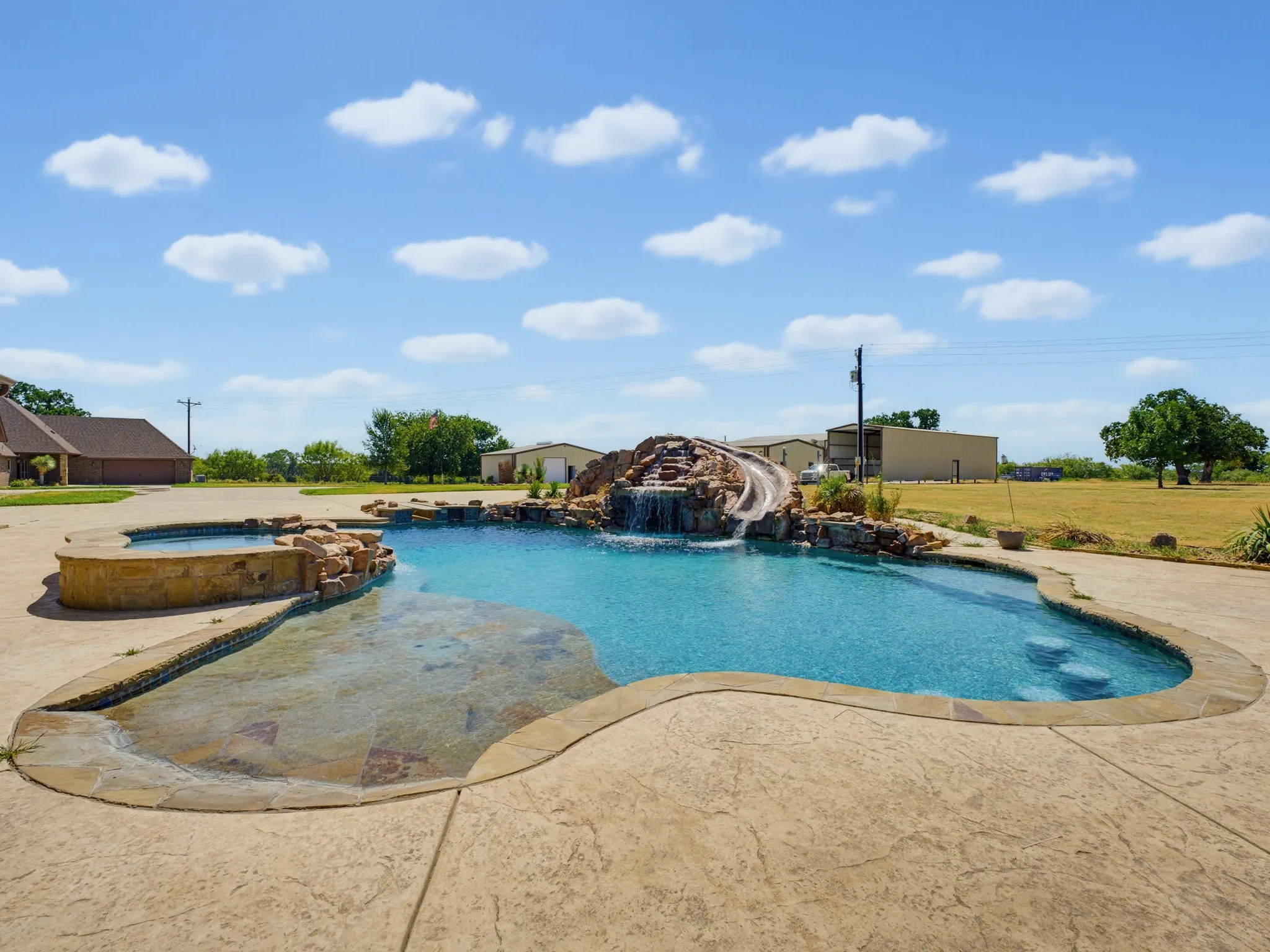 Single Family Residence For Sale in Wise County , 189 Hlavek Road, Decatur, Texas 76234, 6 Bedroom, 6 Bathroom, 10 Garage spaces, 8,074 Sqft, built in 2007, mls#21359680, Real Estate Agent in Decatur, Homes For Sale in Wise county, Homes For Sale in Decatur, Realtor in Decatur Texas, Real Estate Brokerage Independent Realty Texas, Luminita Cordes Realtor