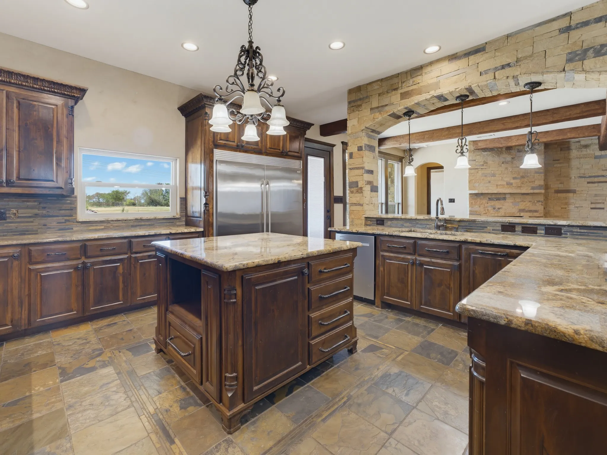 Single Family Residence For Sale in Wise County , 189 Hlavek Road, Decatur, Texas 76234, 6 Bedroom, 6 Bathroom, 10 Garage spaces, 8,074 Sqft, built in 2007, mls#21359680, Real Estate Agent in Decatur, Homes For Sale in Wise county, Homes For Sale in Decatur, Realtor in Decatur Texas, Real Estate Brokerage Independent Realty Texas, Luminita Cordes Realtor