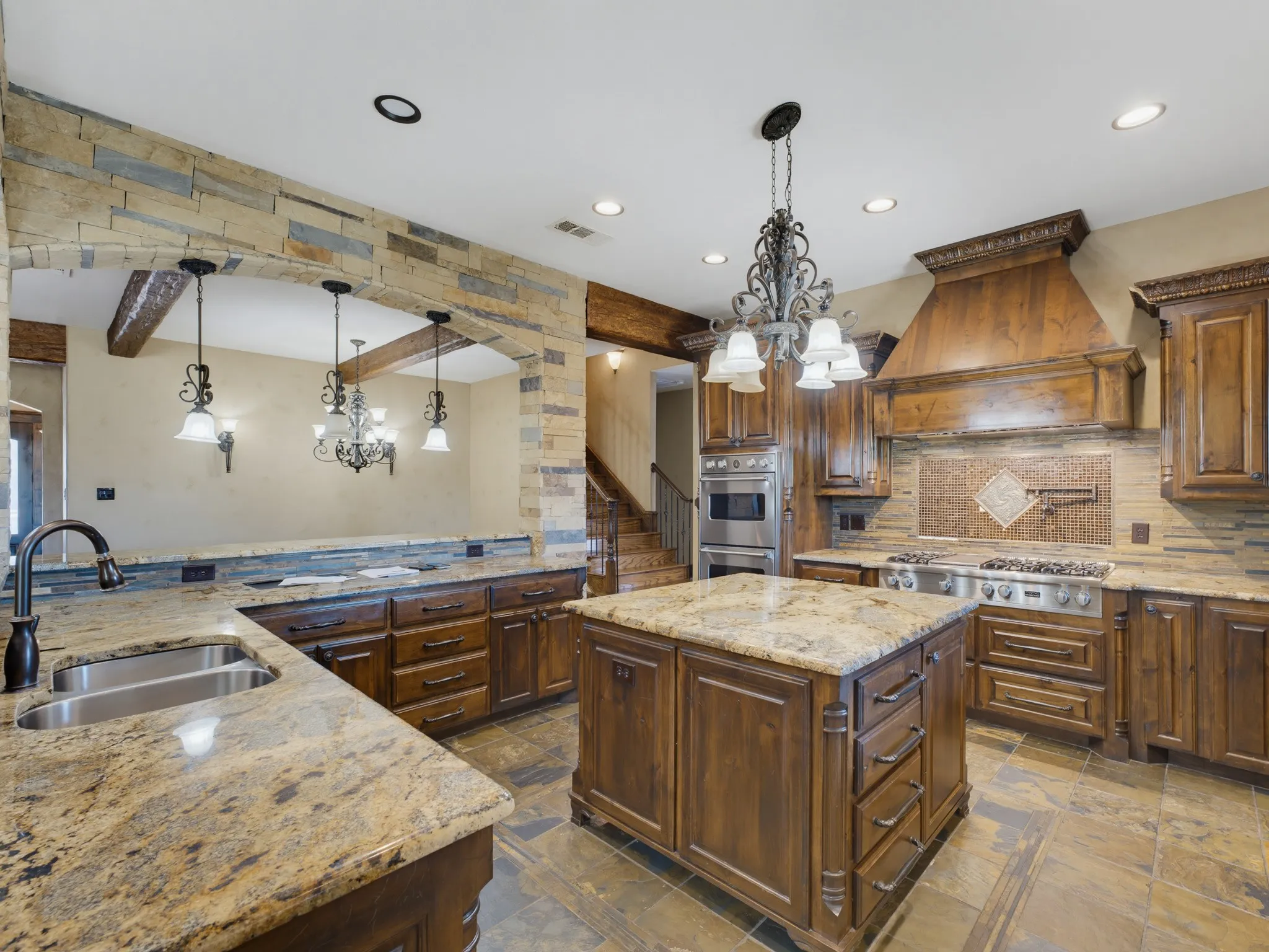 Single Family Residence For Sale in Wise County , 189 Hlavek Road, Decatur, Texas 76234, 6 Bedroom, 6 Bathroom, 10 Garage spaces, 8,074 Sqft, built in 2007, mls#21359680, Real Estate Agent in Decatur, Homes For Sale in Wise county, Homes For Sale in Decatur, Realtor in Decatur Texas, Real Estate Brokerage Independent Realty Texas, Luminita Cordes Realtor
