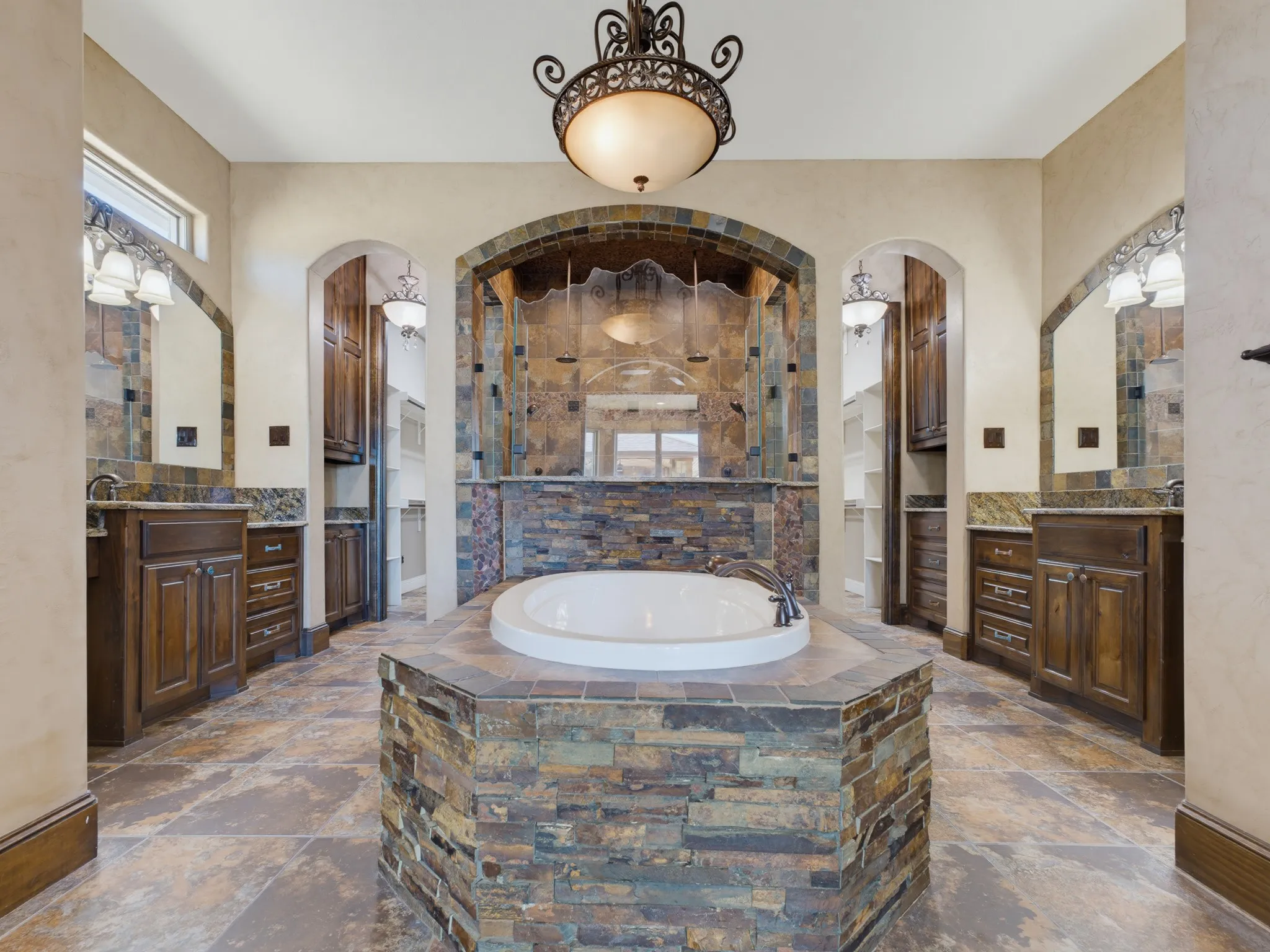 Single Family Residence For Sale in Wise County , 189 Hlavek Road, Decatur, Texas 76234, 6 Bedroom, 6 Bathroom, 10 Garage spaces, 8,074 Sqft, built in 2007, mls#21359680, Real Estate Agent in Decatur, Homes For Sale in Wise county, Homes For Sale in Decatur, Realtor in Decatur Texas, Real Estate Brokerage Independent Realty Texas, Luminita Cordes Realtor