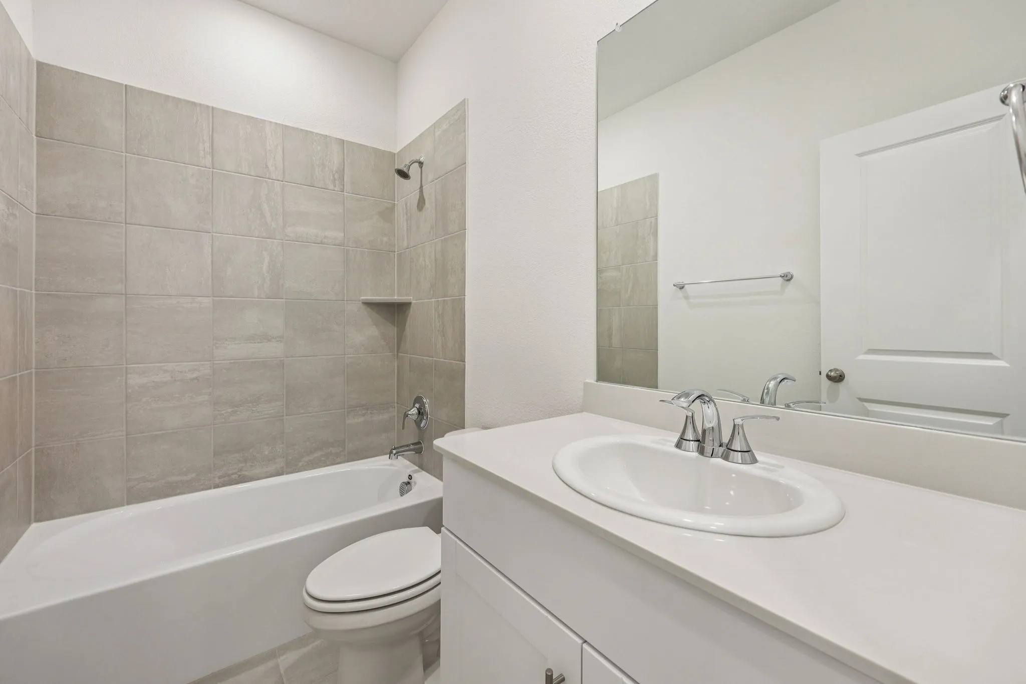 Photo is not of the actual home, but is an inspirational photo of builder’s model home and may depict options, furnishings, and/or decorator features that are not included.