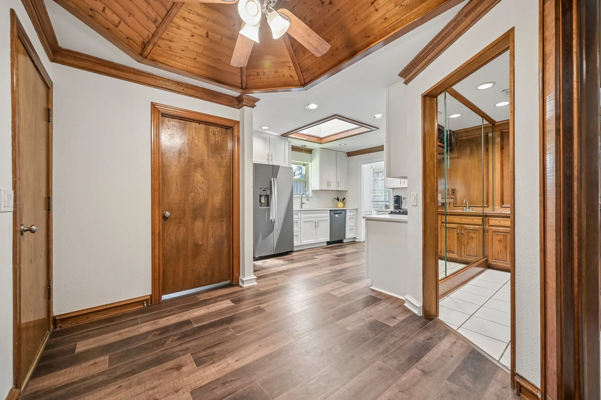 Single Family Residence For Sale in Collin County , 925 Spring Brook Drive, Allen, Texas 75002, 3 Bedroom, 3 Bathroom, 2 Garage spaces, 2,508 Sqft, built in 1985, mls#21356036, Real Estate Agent in Allen, Homes For Sale in Collin county, Homes For Sale in Allen, Realtor in Allen Texas, Real Estate Brokerage Independent Realty Texas, Luminita Cordes Realtor