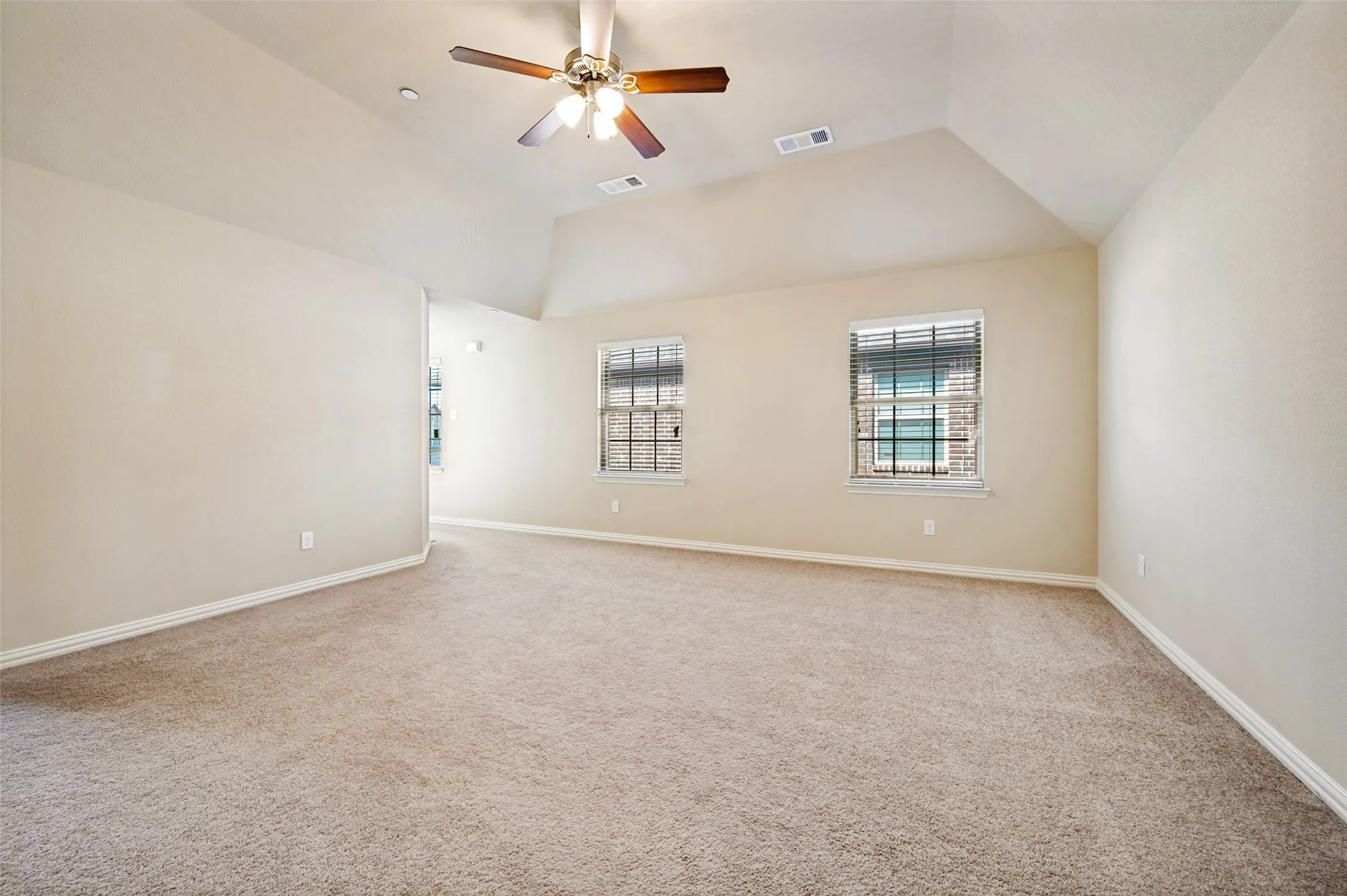 Townhouse For Sale in Dallas County , 4423 Samarth Street, Irving, Texas 75061, 4 Bedroom, 3 Bathroom, 2 Garage spaces, 2,320 Sqft, built in 2017, mls#21357524, Real Estate Agent in Irving, Homes For Sale in Dallas county, Homes For Sale in Irving, Realtor in Irving Texas, Real Estate Brokerage Independent Realty Texas, Luminita Cordes Realtor