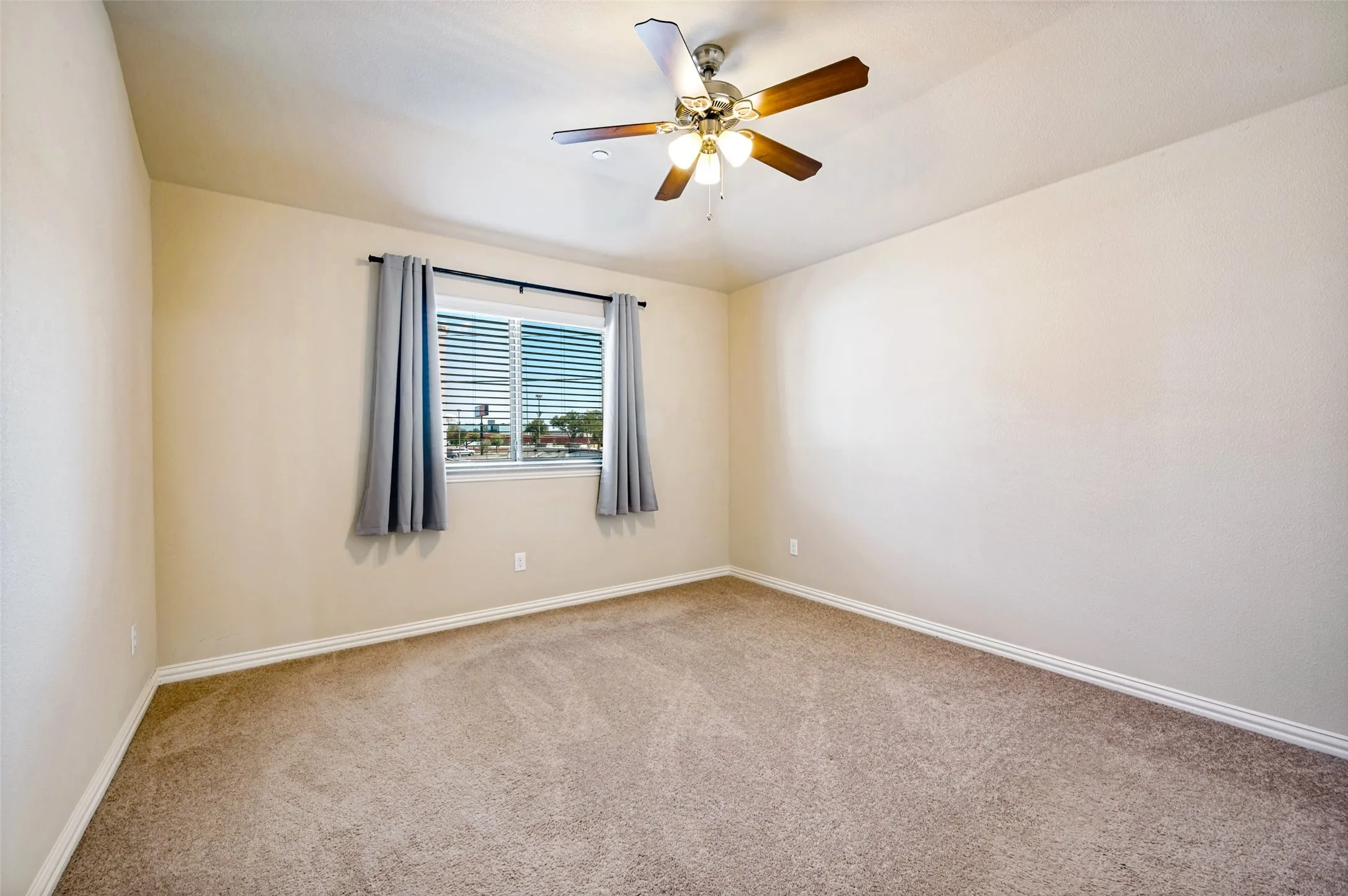 Townhouse For Sale in Dallas County , 4423 Samarth Street, Irving, Texas 75061, 4 Bedroom, 3 Bathroom, 2 Garage spaces, 2,320 Sqft, built in 2017, mls#21357524, Real Estate Agent in Irving, Homes For Sale in Dallas county, Homes For Sale in Irving, Realtor in Irving Texas, Real Estate Brokerage Independent Realty Texas, Luminita Cordes Realtor