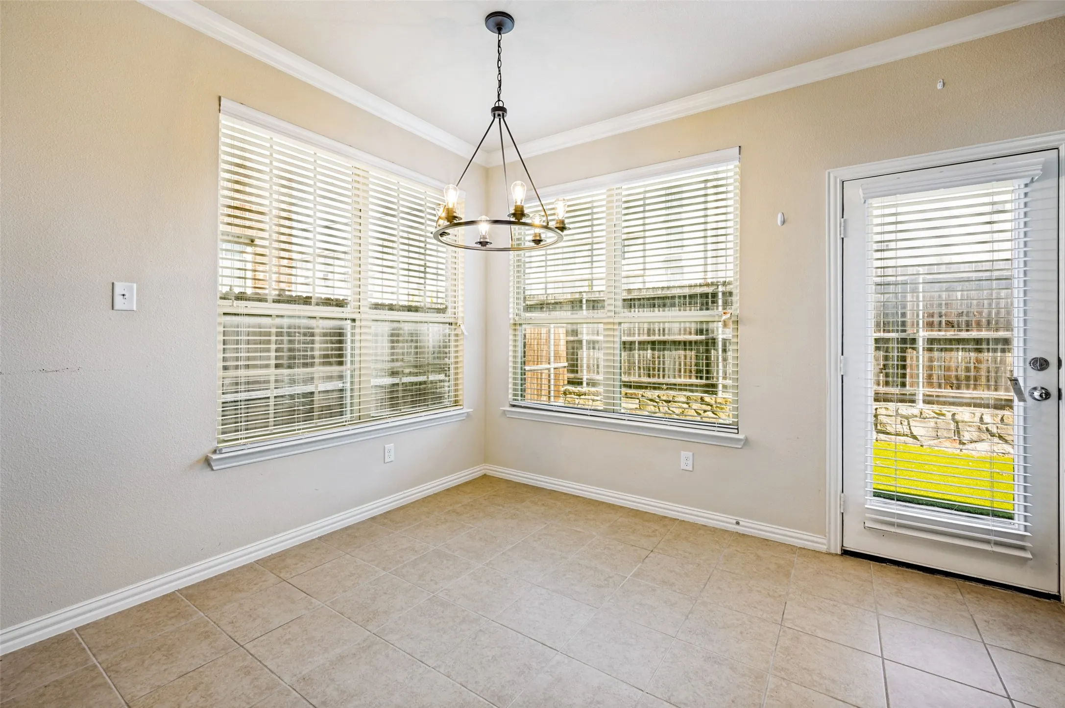 Townhouse For Sale in Dallas County , 4423 Samarth Street, Irving, Texas 75061, 4 Bedroom, 3 Bathroom, 2 Garage spaces, 2,320 Sqft, built in 2017, mls#21357524, Real Estate Agent in Irving, Homes For Sale in Dallas county, Homes For Sale in Irving, Realtor in Irving Texas, Real Estate Brokerage Independent Realty Texas, Luminita Cordes Realtor