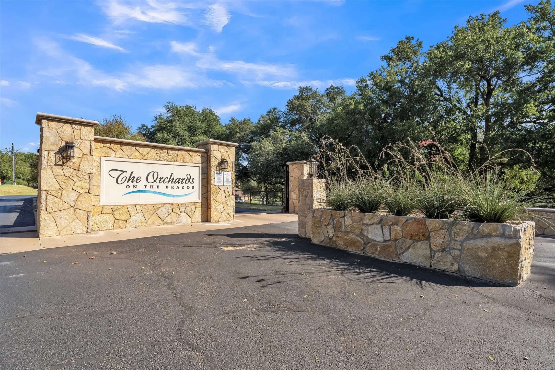 Unimproved Land For Sale in Hood County , 11008 Orchards Boulevard, Granbury, Texas 76033, 0, 0, Garage spaces, 0 Sqft, built in 0, mls#21358265, Real Estate Agent in Granbury, Homes For Sale in Hood county, Homes For Sale in Granbury, Realtor in Granbury Texas, Real Estate Brokerage Independent Realty Texas, Luminita Cordes Realtor