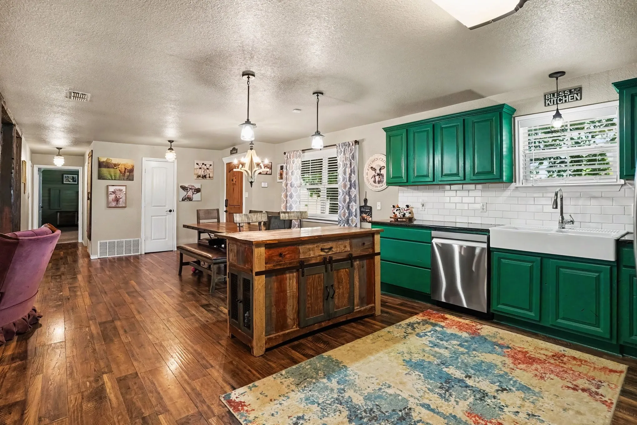 Single Family Residence For Sale in Johnson County , 3845 County Road 415, Alvarado, Texas 76009, 2 Bedroom, 2 Bathroom, 2 Garage spaces, 1,916 Sqft, built in 1965, mls#21356998, Real Estate Agent in Alvarado, Homes For Sale in Johnson county, Homes For Sale in Alvarado, Realtor in Alvarado Texas, Real Estate Brokerage Independent Realty Texas, Luminita Cordes Realtor