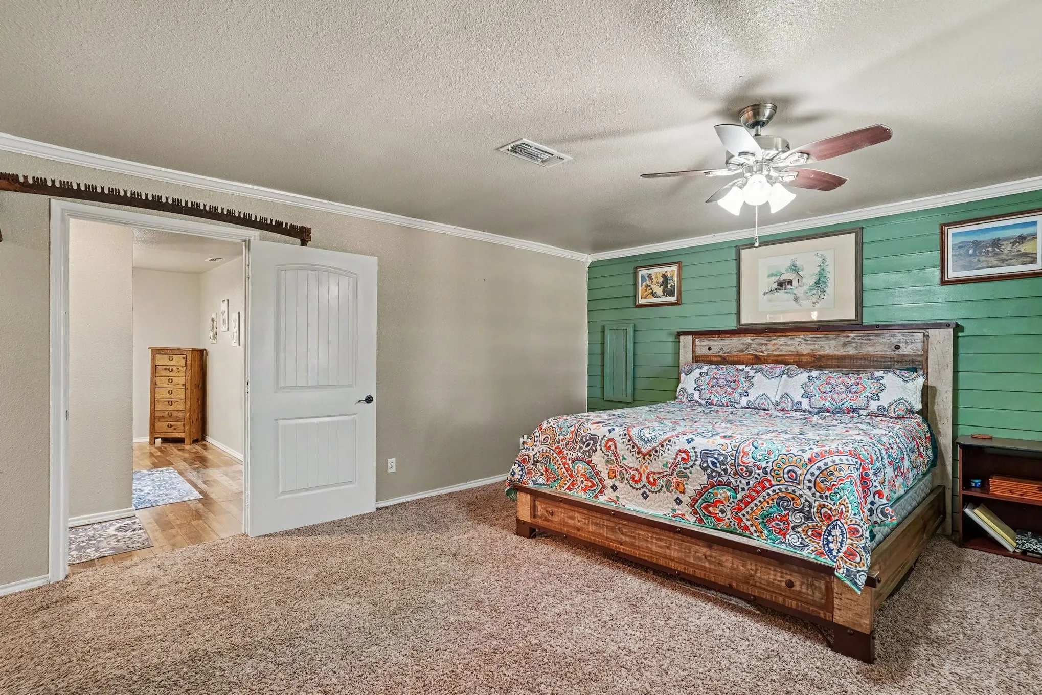 Single Family Residence For Sale in Johnson County , 3845 County Road 415, Alvarado, Texas 76009, 2 Bedroom, 2 Bathroom, 2 Garage spaces, 1,916 Sqft, built in 1965, mls#21356998, Real Estate Agent in Alvarado, Homes For Sale in Johnson county, Homes For Sale in Alvarado, Realtor in Alvarado Texas, Real Estate Brokerage Independent Realty Texas, Luminita Cordes Realtor