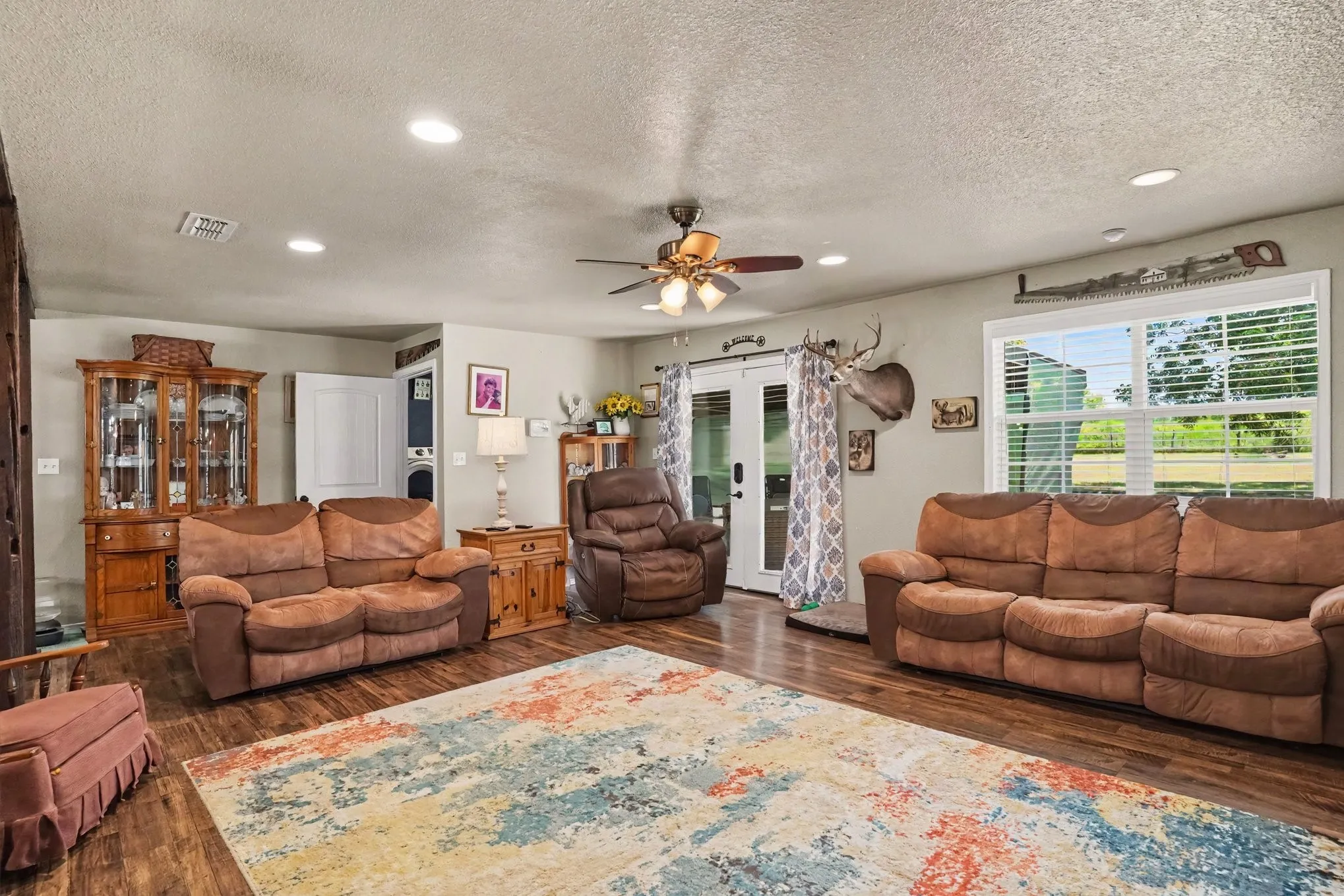 Single Family Residence For Sale in Johnson County , 3845 County Road 415, Alvarado, Texas 76009, 2 Bedroom, 2 Bathroom, 2 Garage spaces, 1,916 Sqft, built in 1965, mls#21356998, Real Estate Agent in Alvarado, Homes For Sale in Johnson county, Homes For Sale in Alvarado, Realtor in Alvarado Texas, Real Estate Brokerage Independent Realty Texas, Luminita Cordes Realtor