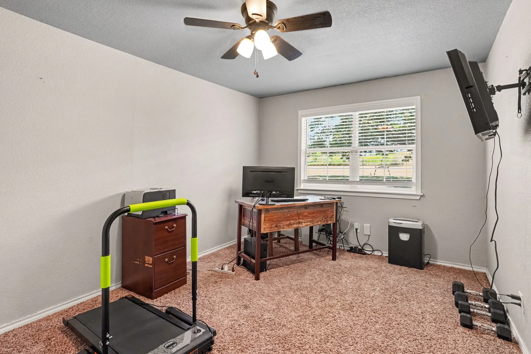 Single Family Residence For Sale in Johnson County , 3845 County Road 415, Alvarado, Texas 76009, 2 Bedroom, 2 Bathroom, 2 Garage spaces, 1,916 Sqft, built in 1965, mls#21356998, Real Estate Agent in Alvarado, Homes For Sale in Johnson county, Homes For Sale in Alvarado, Realtor in Alvarado Texas, Real Estate Brokerage Independent Realty Texas, Luminita Cordes Realtor