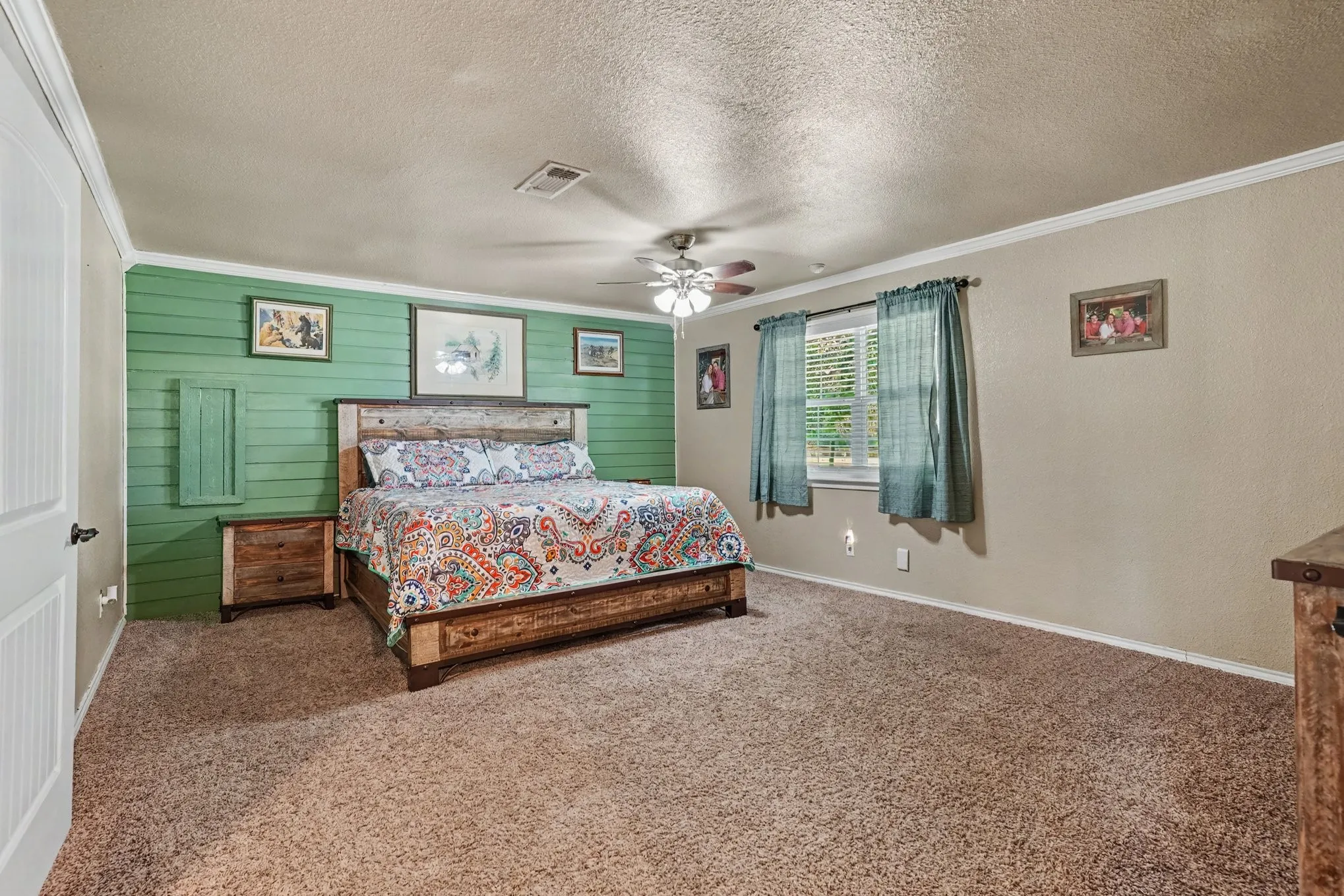 Single Family Residence For Sale in Johnson County , 3845 County Road 415, Alvarado, Texas 76009, 2 Bedroom, 2 Bathroom, 2 Garage spaces, 1,916 Sqft, built in 1965, mls#21356998, Real Estate Agent in Alvarado, Homes For Sale in Johnson county, Homes For Sale in Alvarado, Realtor in Alvarado Texas, Real Estate Brokerage Independent Realty Texas, Luminita Cordes Realtor
