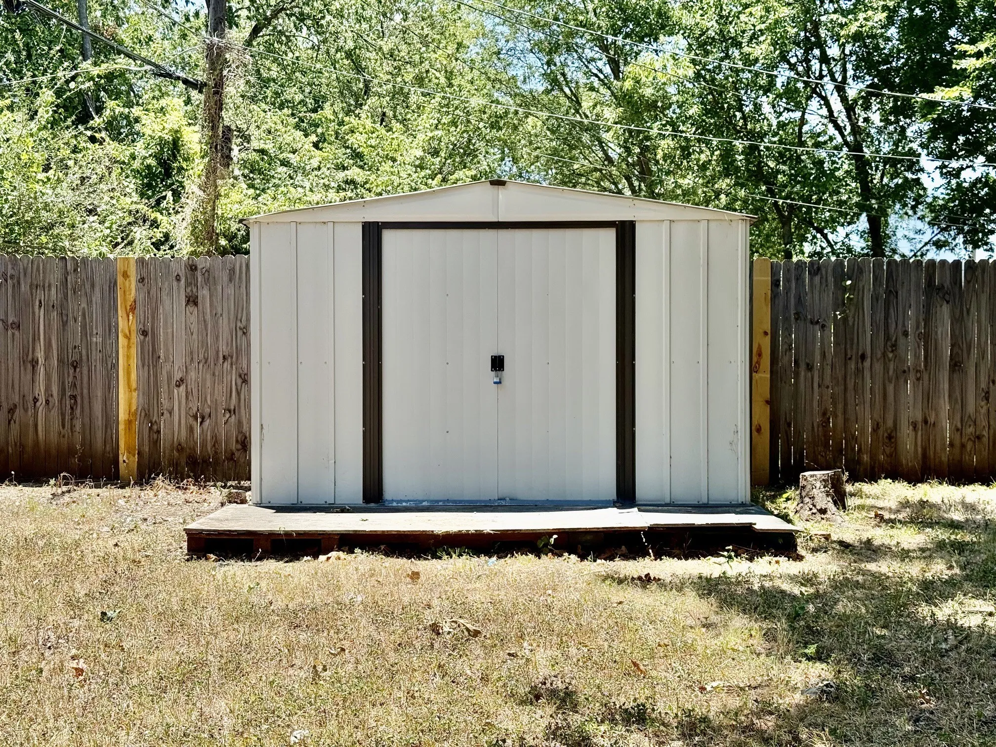 Single Family Residence For Sale in Tarrant County , 1521 Withers Street, Fort Worth, Texas 76105, 3 Bedroom, 1 Bathroom, Garage spaces, 883 Sqft, built in 1954, mls#21341609, Real Estate Agent in Fort Worth, Homes For Sale in Tarrant county, Homes For Sale in Fort Worth, Realtor in Fort Worth Texas, Real Estate Brokerage Independent Realty Texas, Luminita Cordes Realtor