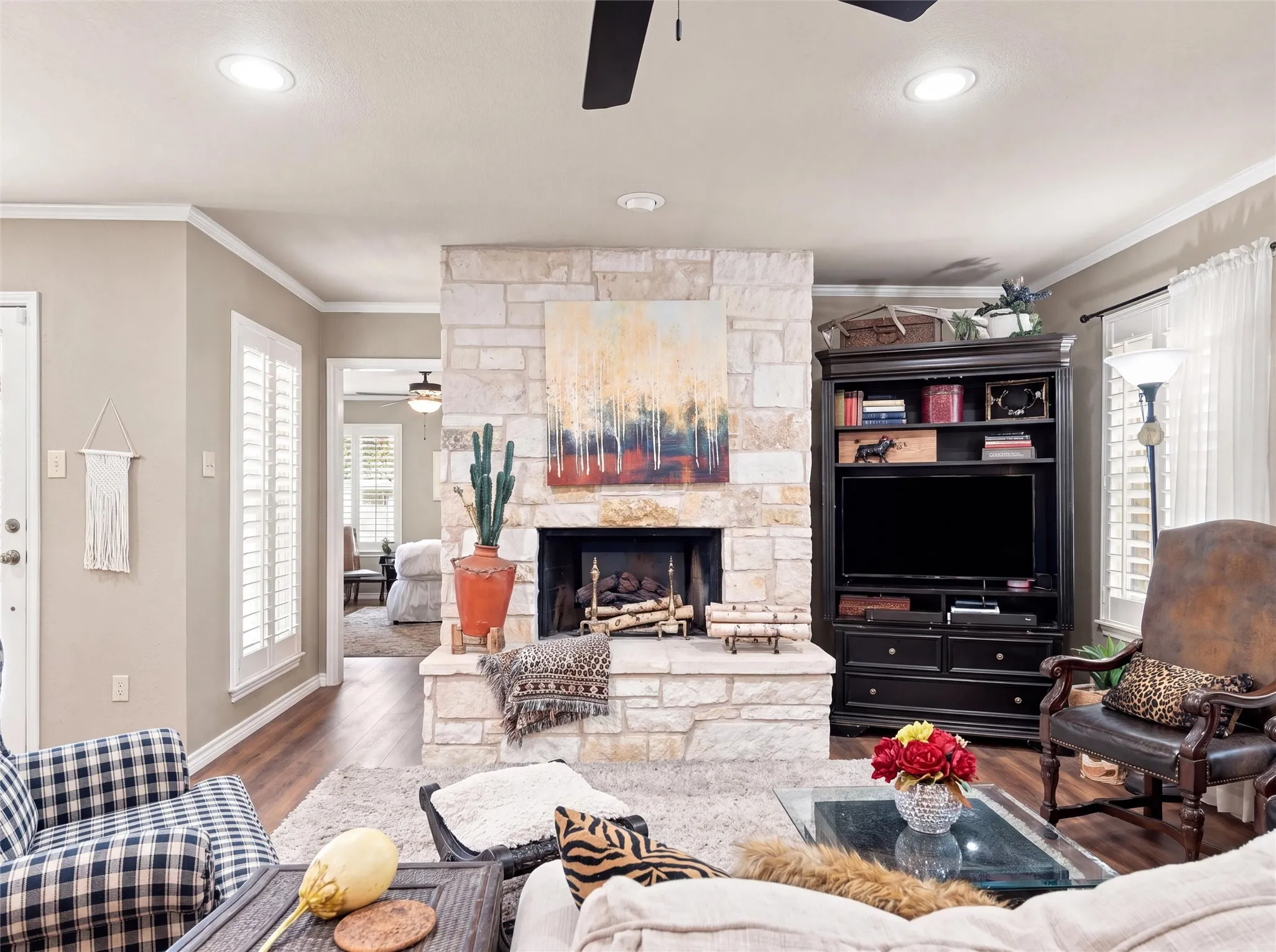 Single Family Residence For Sale in Mc Lennan County , 3209 Creekwood Circle, Waco, Texas 76710, 2 Bedroom, 2 Bathroom, 2 Garage spaces, 1,396 Sqft, built in 1980, mls#21359720, Real Estate Agent in Waco, Homes For Sale in Mc Lennan county, Homes For Sale in Waco, Realtor in Waco Texas, Real Estate Brokerage Independent Realty Texas, Luminita Cordes Realtor