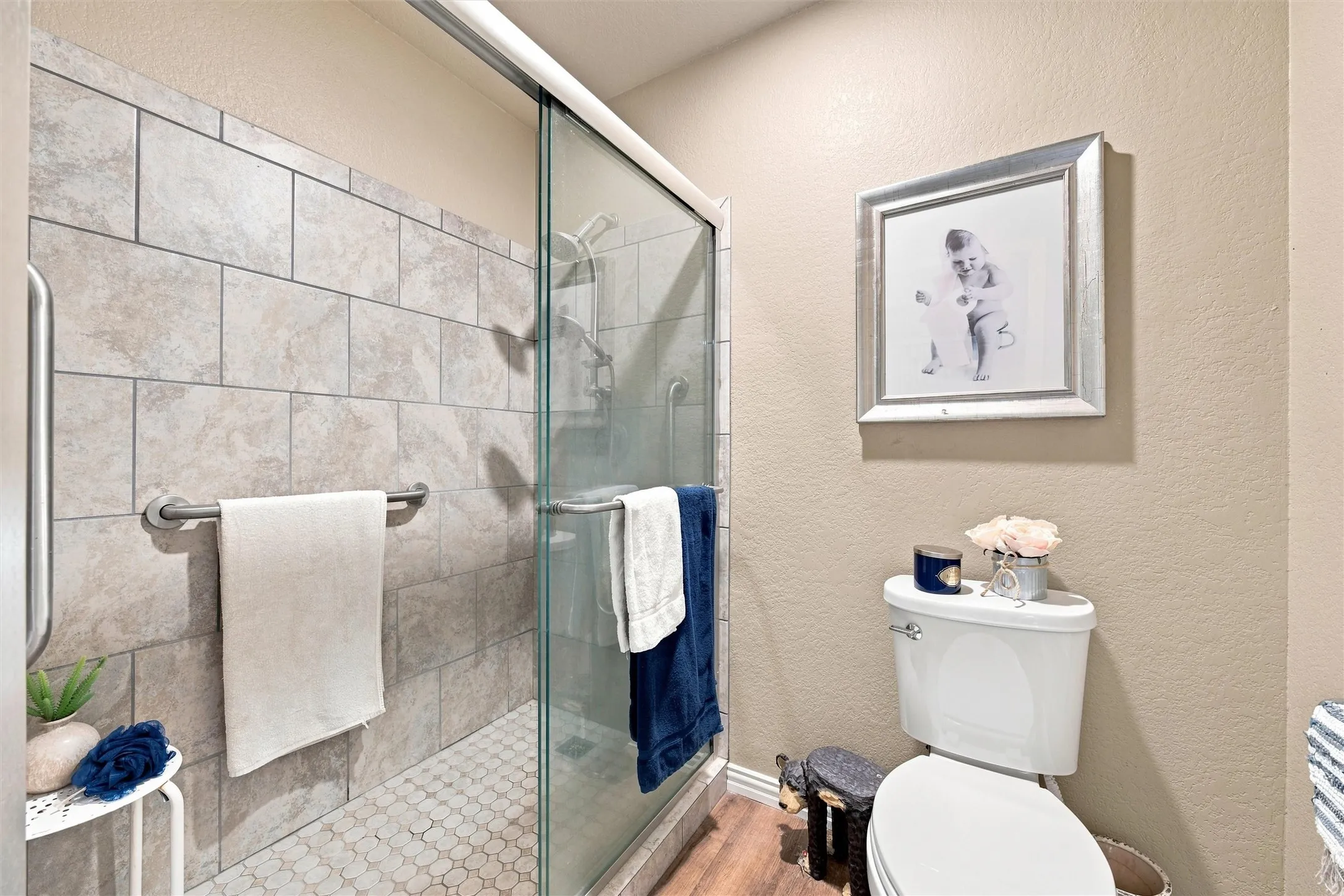 Single Family Residence For Sale in Mc Lennan County , 3209 Creekwood Circle, Waco, Texas 76710, 2 Bedroom, 2 Bathroom, 2 Garage spaces, 1,396 Sqft, built in 1980, mls#21359720, Real Estate Agent in Waco, Homes For Sale in Mc Lennan county, Homes For Sale in Waco, Realtor in Waco Texas, Real Estate Brokerage Independent Realty Texas, Luminita Cordes Realtor