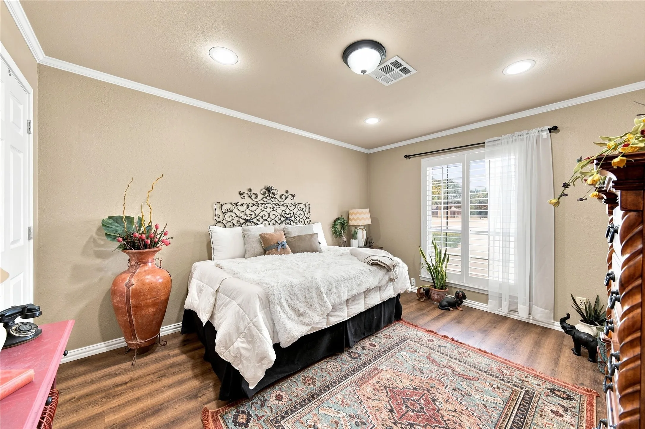 Single Family Residence For Sale in Mc Lennan County , 3209 Creekwood Circle, Waco, Texas 76710, 2 Bedroom, 2 Bathroom, 2 Garage spaces, 1,396 Sqft, built in 1980, mls#21359720, Real Estate Agent in Waco, Homes For Sale in Mc Lennan county, Homes For Sale in Waco, Realtor in Waco Texas, Real Estate Brokerage Independent Realty Texas, Luminita Cordes Realtor
