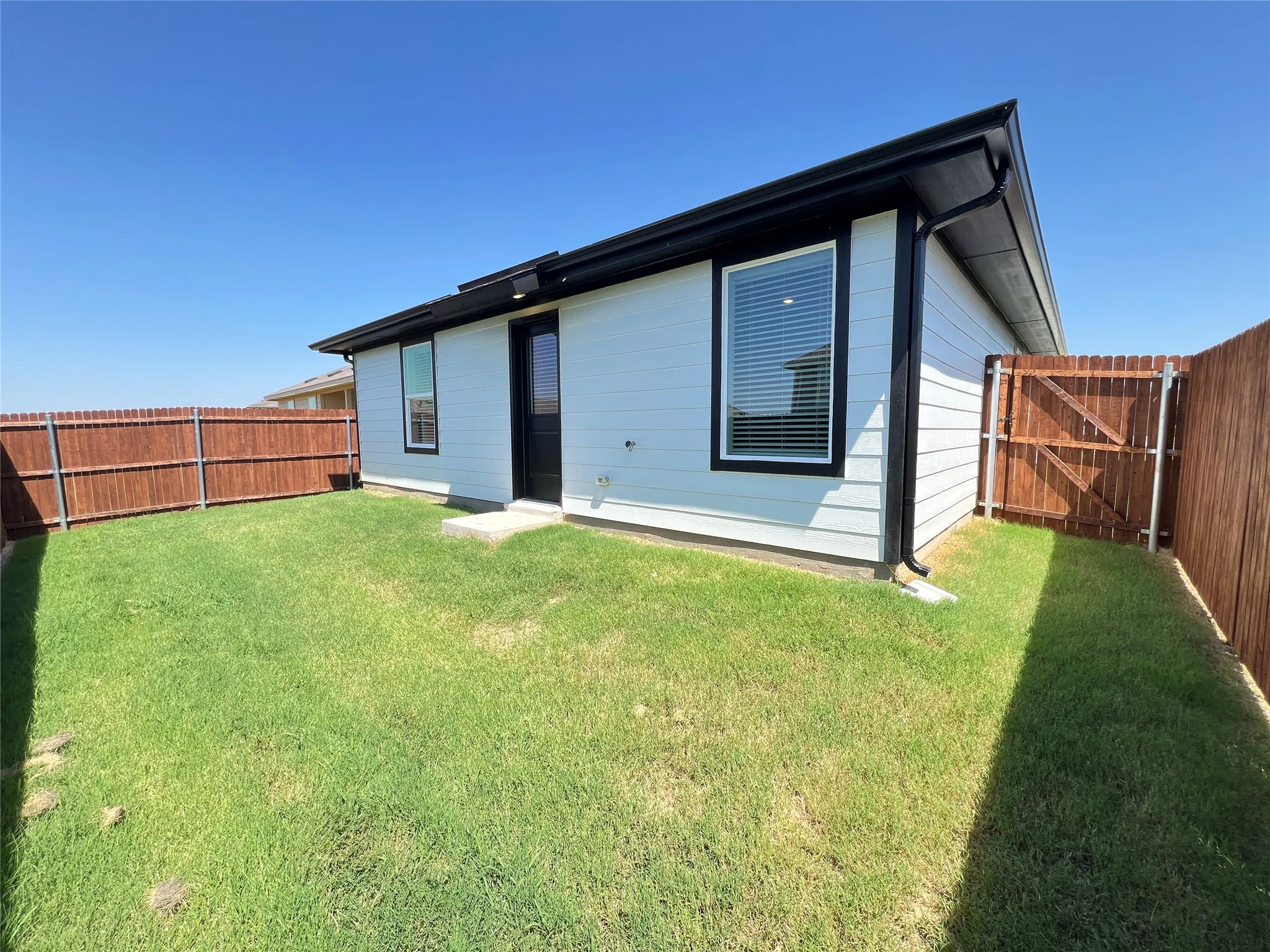 Single Family Residence For Rent in Denton County , 5557 Rollins Drive, Krum, Texas 76249, 4 Bedroom, 2 Bathroom, 2 Garage spaces, 1,566 Sqft, built in 2026, mls#21359746, Real Estate Agent in Krum, Homes For Rent in Denton county, Homes For Rent in Krum, Realtor in Krum Texas, Real Estate Brokerage Independent Realty Texas, Luminita Cordes Realtor