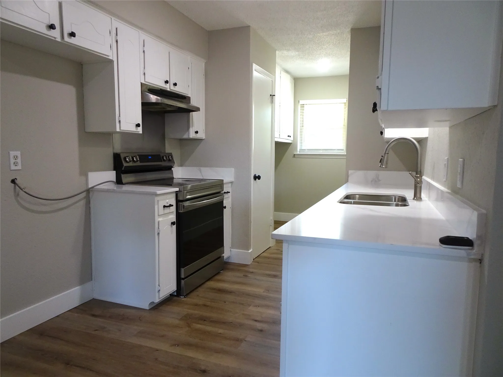 Single Family Residence For Rent in Dallas County , 3110 Sandra Lane, Rowlett, Texas 75088, 3 Bedroom, 2 Bathroom, 1 Garage spaces, 1,043 Sqft, built in 1971, mls#21356377, Real Estate Agent in Rowlett, Homes For Rent in Dallas county, Homes For Rent in Rowlett, Realtor in Rowlett Texas, Real Estate Brokerage Independent Realty Texas, Luminita Cordes Realtor