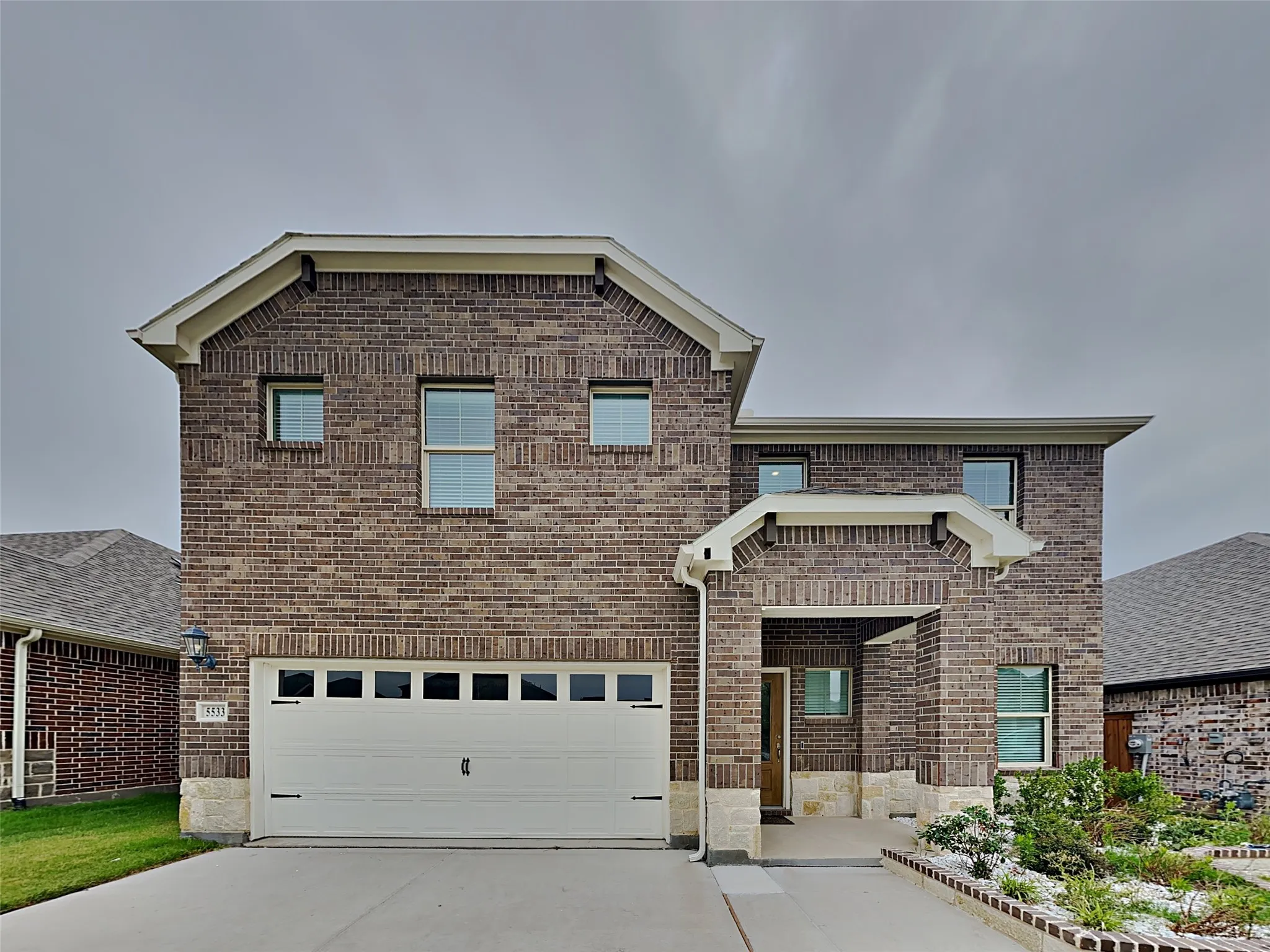 Single Family Residence For Rent in Tarrant County , 5533 Baker Creek Road, Fort Worth, Texas 76126, 3 Bedroom, 3 Bathroom, 2 Garage spaces, 2,597 Sqft, built in 2020, mls#21359661, Real Estate Agent in Fort Worth, Homes For Rent in Tarrant county, Homes For Rent in Fort Worth, Realtor in Fort Worth Texas, Real Estate Brokerage Independent Realty Texas, Luminita Cordes Realtor