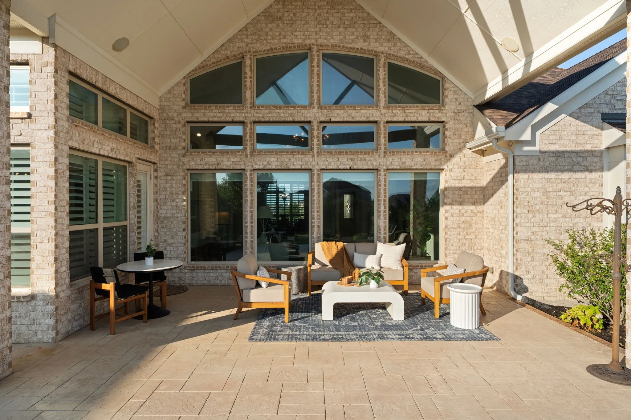 Single Family Residence For Sale in Collin County , 5405 Middleton Drive, Parker, Texas 75002, 4 Bedroom, 6 Bathroom, 4 Garage spaces, 4,996 Sqft, built in 2019, mls#21358695, Real Estate Agent in Parker, Homes For Sale in Collin county, Homes For Sale in Parker, Realtor in Parker Texas, Real Estate Brokerage Independent Realty Texas, Luminita Cordes Realtor
