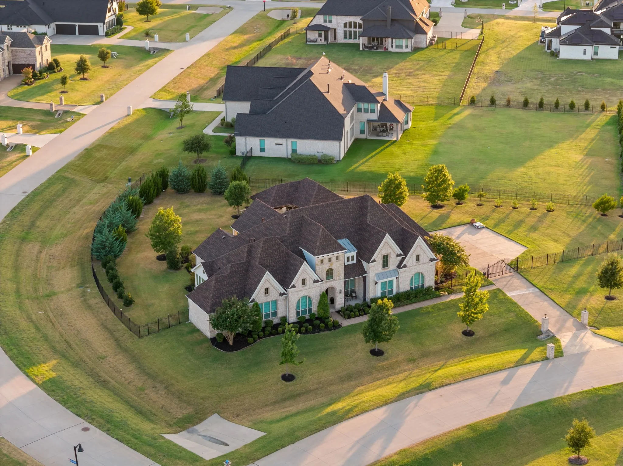 Single Family Residence For Sale in Collin County , 5405 Middleton Drive, Parker, Texas 75002, 4 Bedroom, 6 Bathroom, 4 Garage spaces, 4,996 Sqft, built in 2019, mls#21358695, Real Estate Agent in Parker, Homes For Sale in Collin county, Homes For Sale in Parker, Realtor in Parker Texas, Real Estate Brokerage Independent Realty Texas, Luminita Cordes Realtor