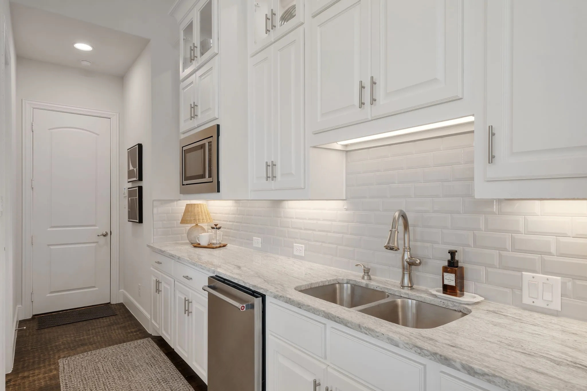Single Family Residence For Sale in Collin County , 5405 Middleton Drive, Parker, Texas 75002, 4 Bedroom, 6 Bathroom, 4 Garage spaces, 4,996 Sqft, built in 2019, mls#21358695, Real Estate Agent in Parker, Homes For Sale in Collin county, Homes For Sale in Parker, Realtor in Parker Texas, Real Estate Brokerage Independent Realty Texas, Luminita Cordes Realtor