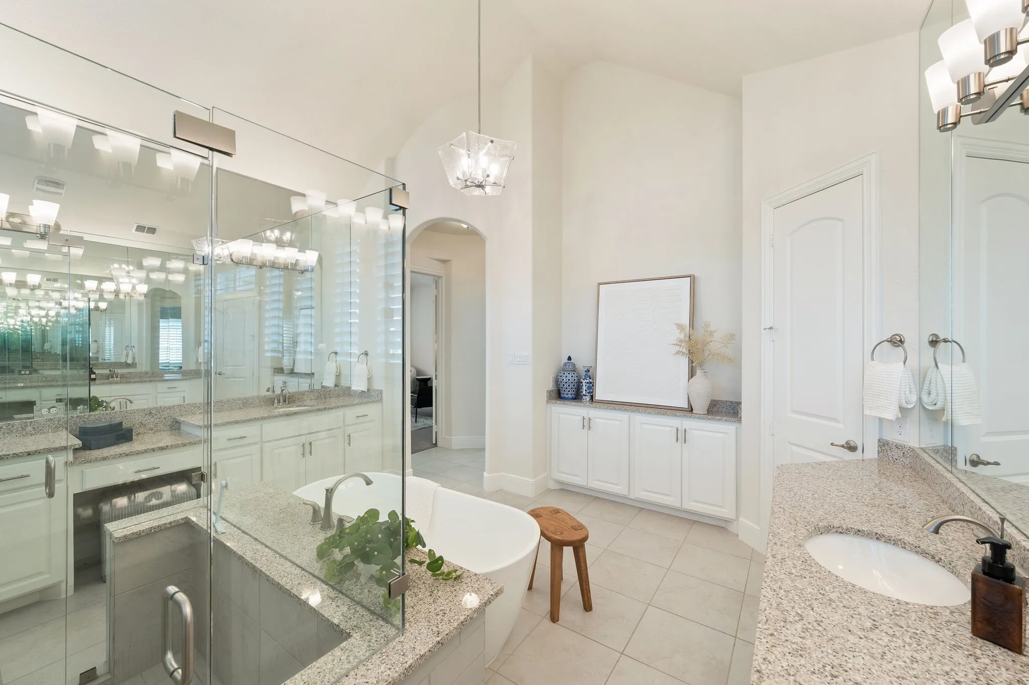 Single Family Residence For Sale in Collin County , 5405 Middleton Drive, Parker, Texas 75002, 4 Bedroom, 6 Bathroom, 4 Garage spaces, 4,996 Sqft, built in 2019, mls#21358695, Real Estate Agent in Parker, Homes For Sale in Collin county, Homes For Sale in Parker, Realtor in Parker Texas, Real Estate Brokerage Independent Realty Texas, Luminita Cordes Realtor